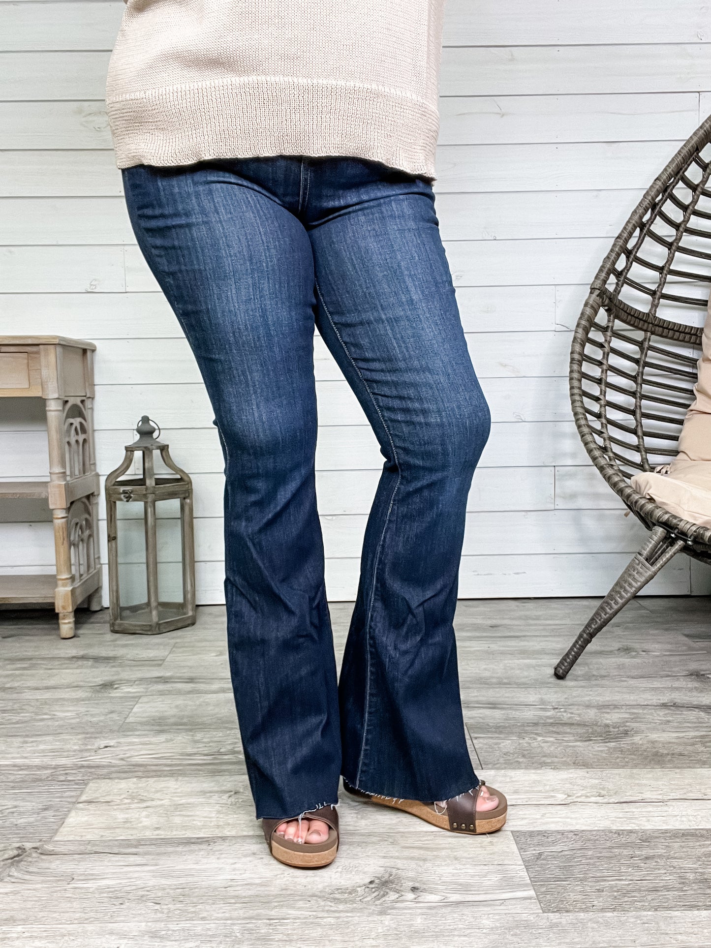 Judy Blue "Montana Take Me Away" Stretch Flares