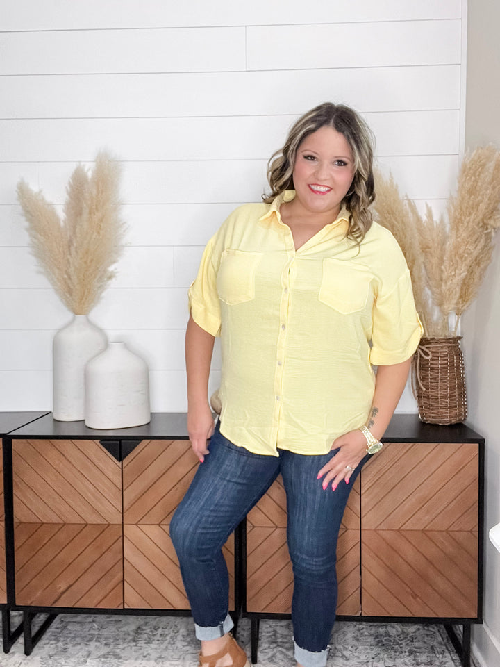 "Clarksburg" Button Up Collared Cuffed Short Sleeve (Lemon)