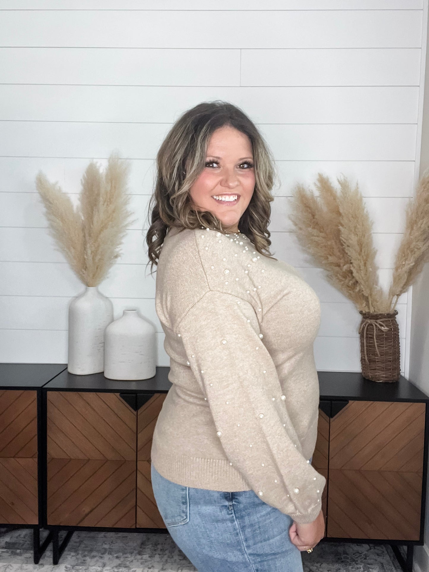 "Discreet" Long Sleeve Pearl Embellished Balloon Sleeve Sweater
