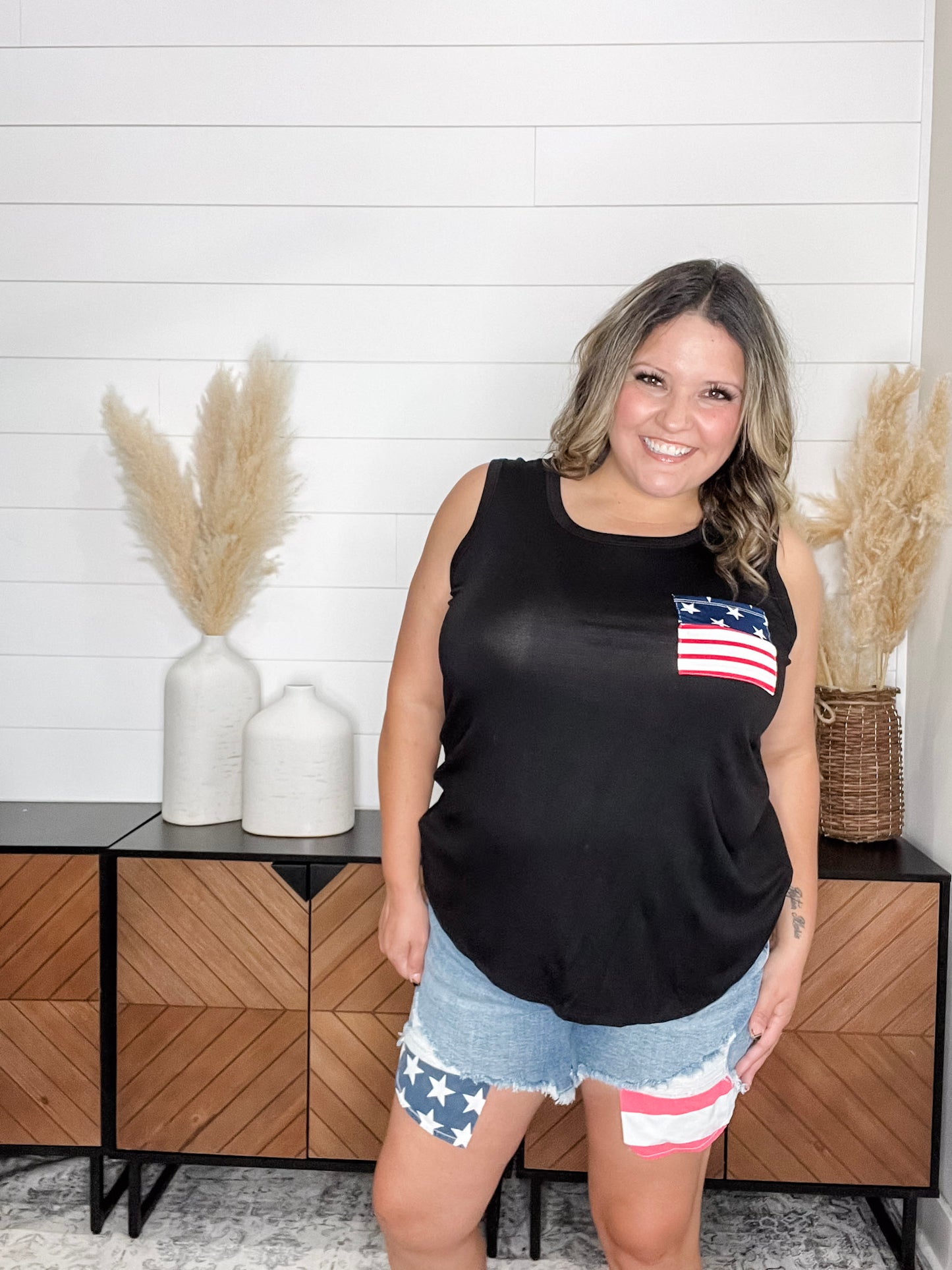 "Ole Glory" Flag Pocket Detail Tank (Black)