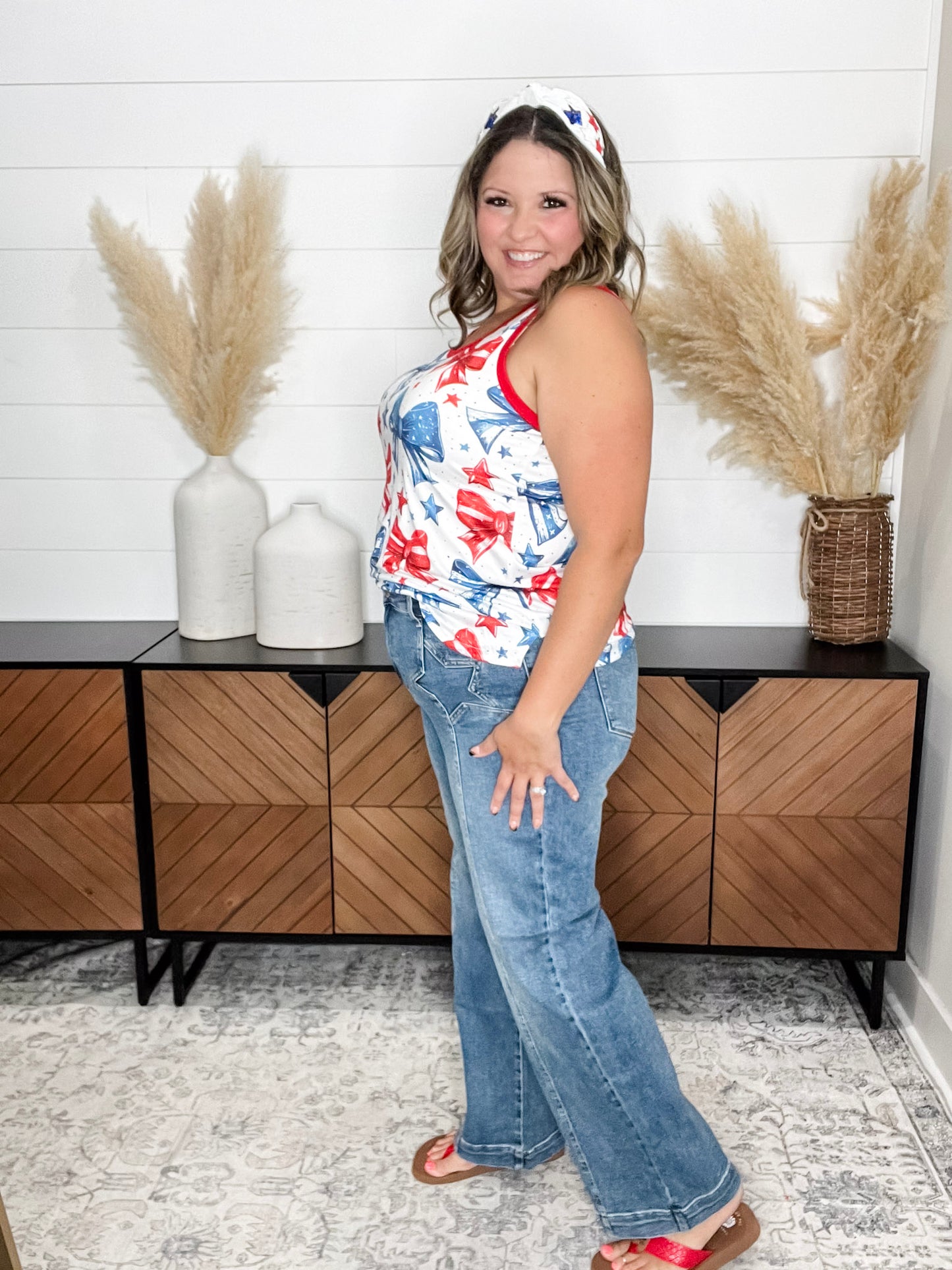 Judy Blue Star Detail Wide Leg Jeans
