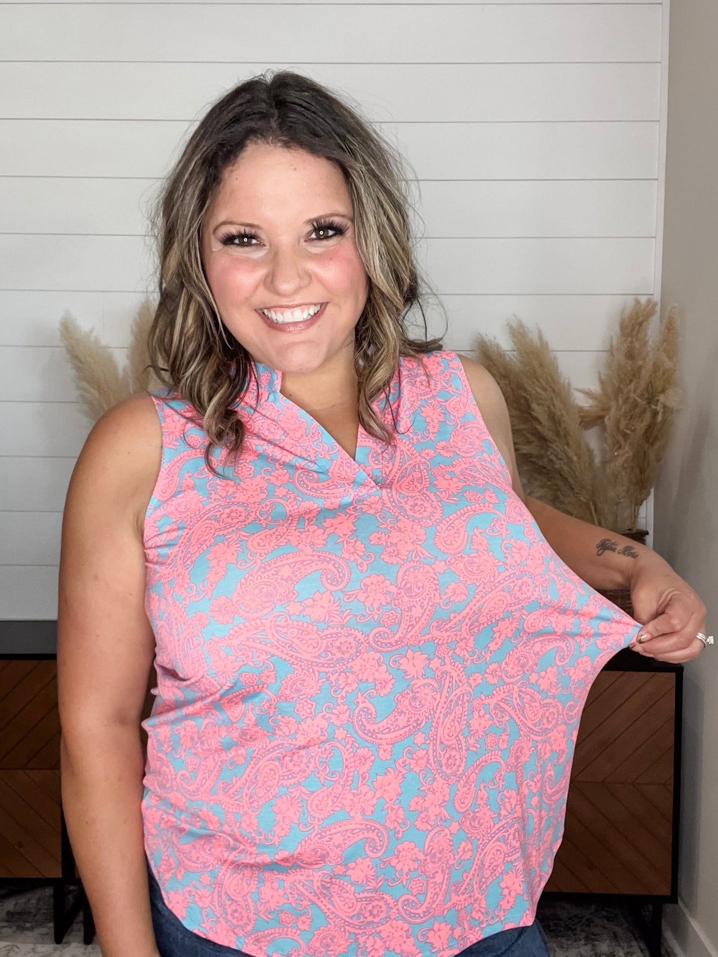 "Belair" Sleeveless Lizzy