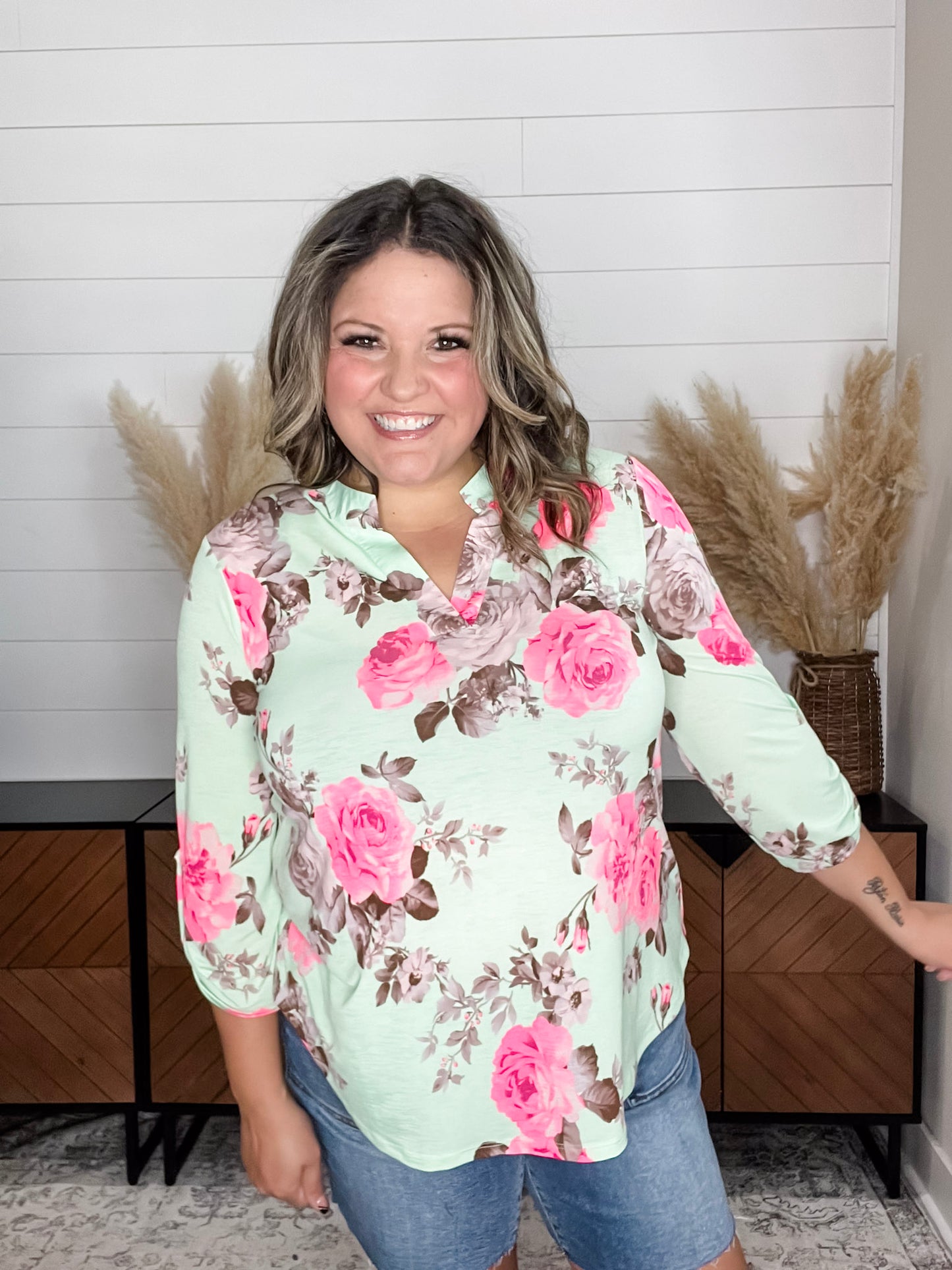 "Entrapment" Floral Lizzy 3/4 Sleeve Split Neck Tops