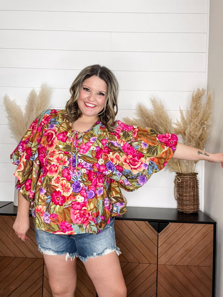 "Koda" Wide Bubble Sleeve with Front Tie