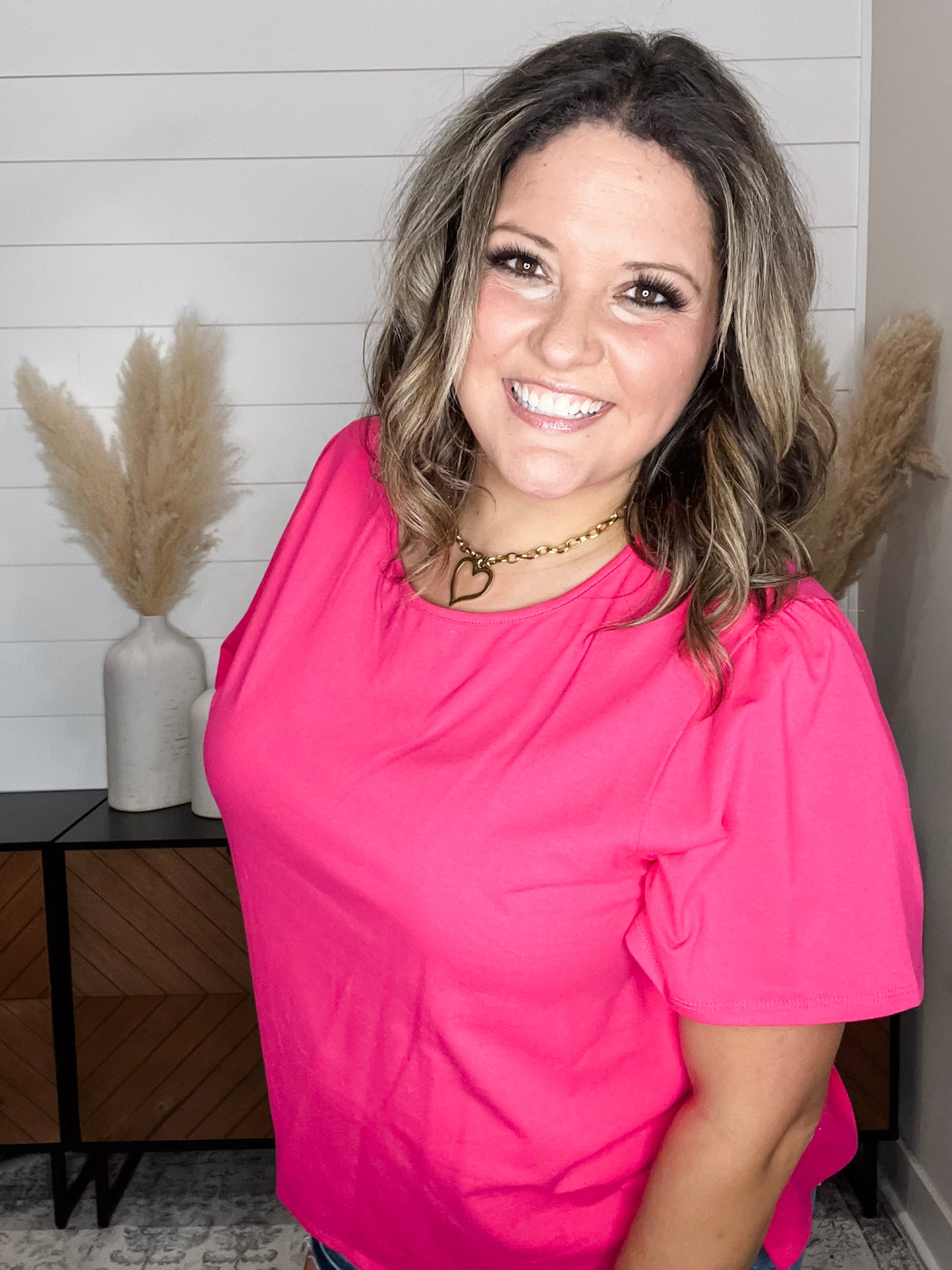 "Rearview" Short Sleeve with Side Slits (Fuchsia)