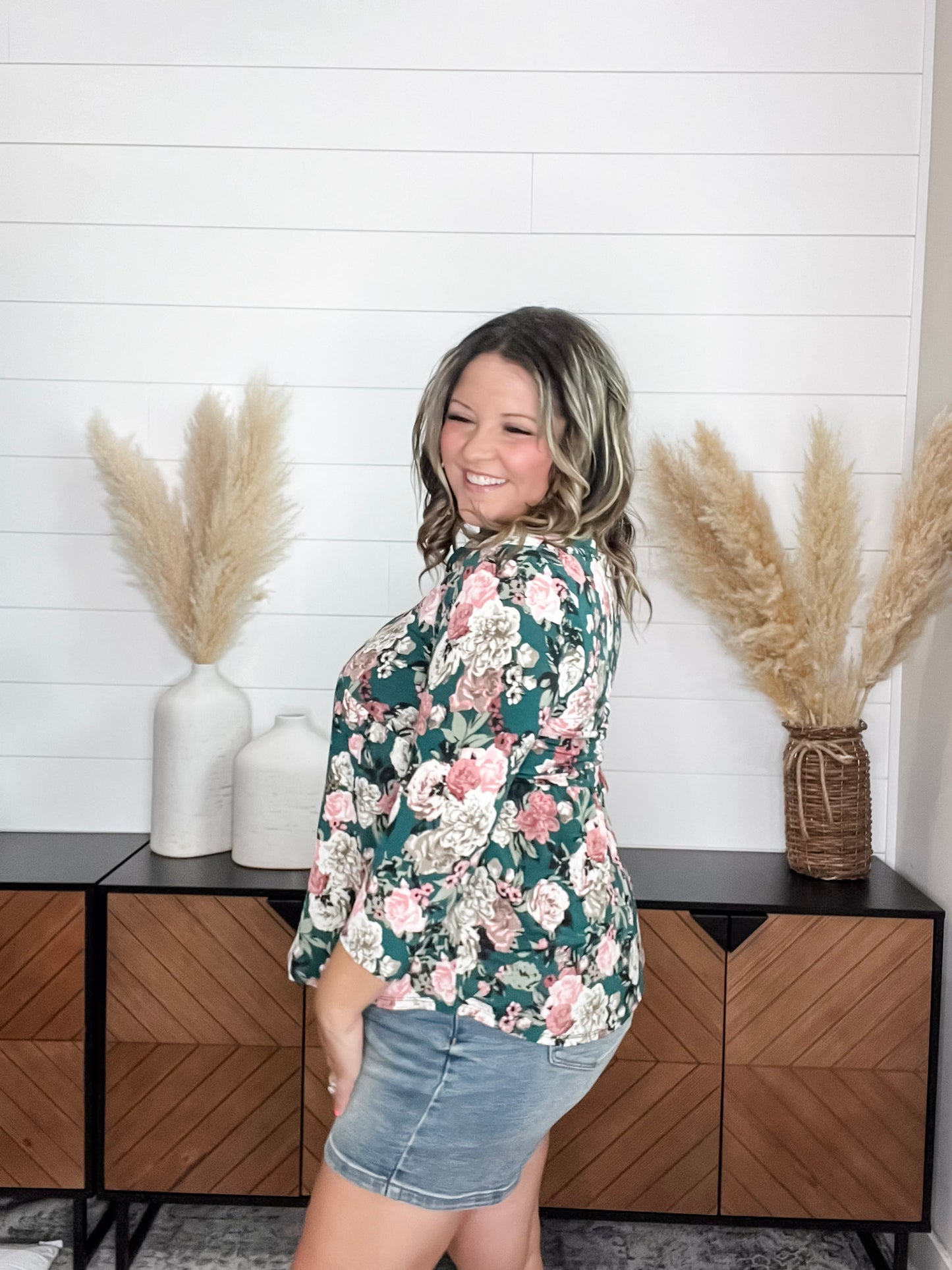 "Libra" Floral Split Neck 3/4 Sleeve Babydoll