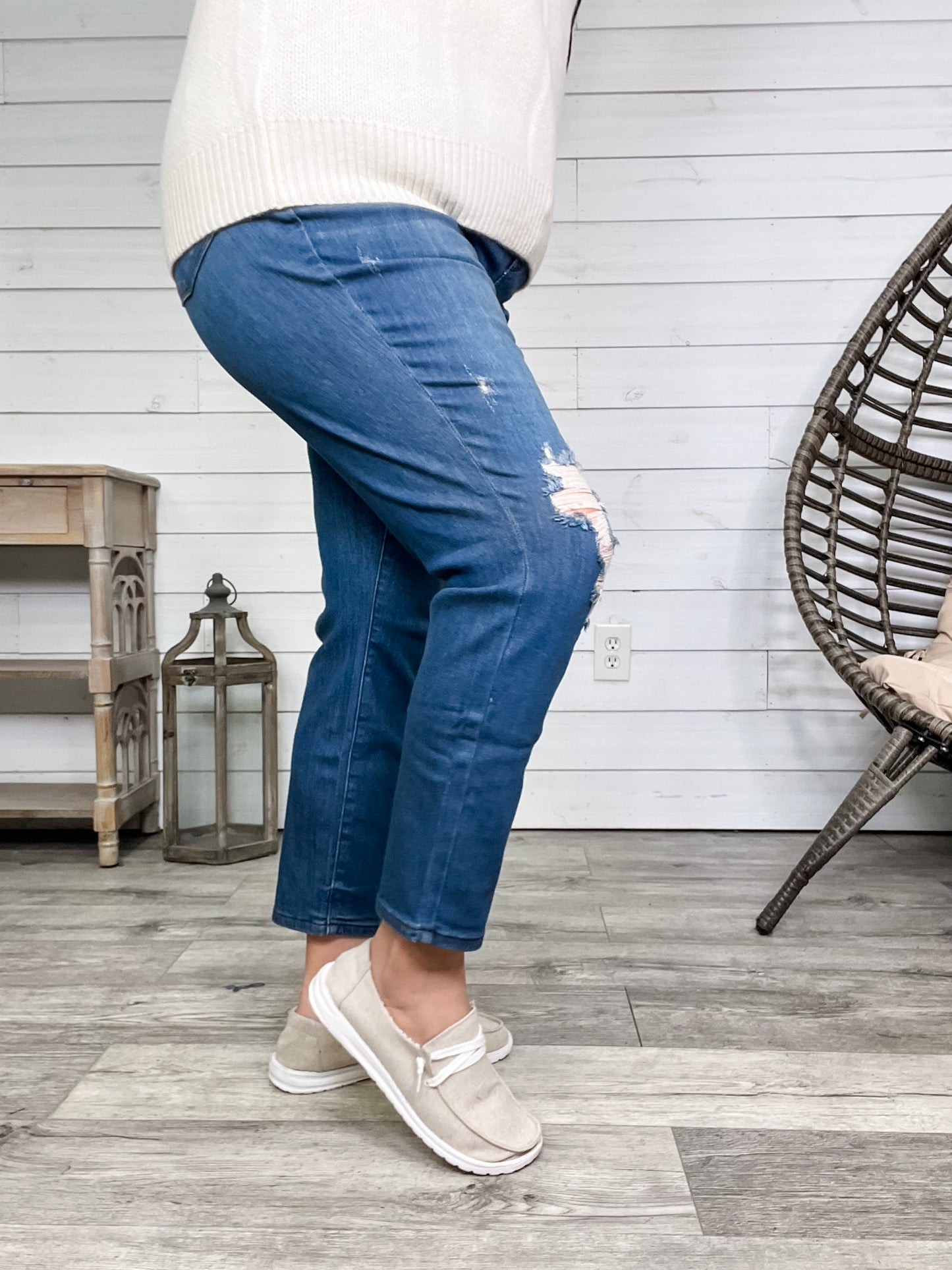 Judy Blue "She's A Wild One" Buttonfly Boyfriend Jean