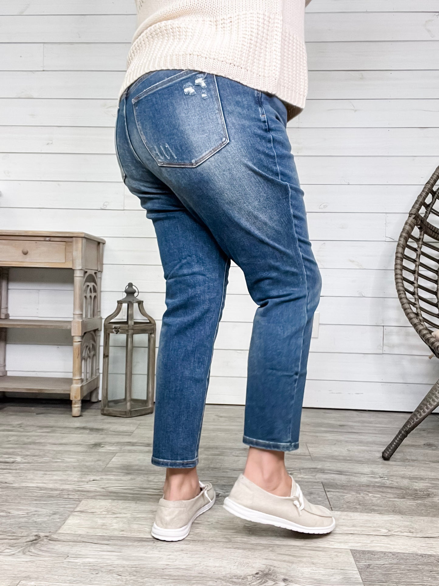 Judy Blue "Slimmy Shimmy" Slim Fit Tummy Control Jeans