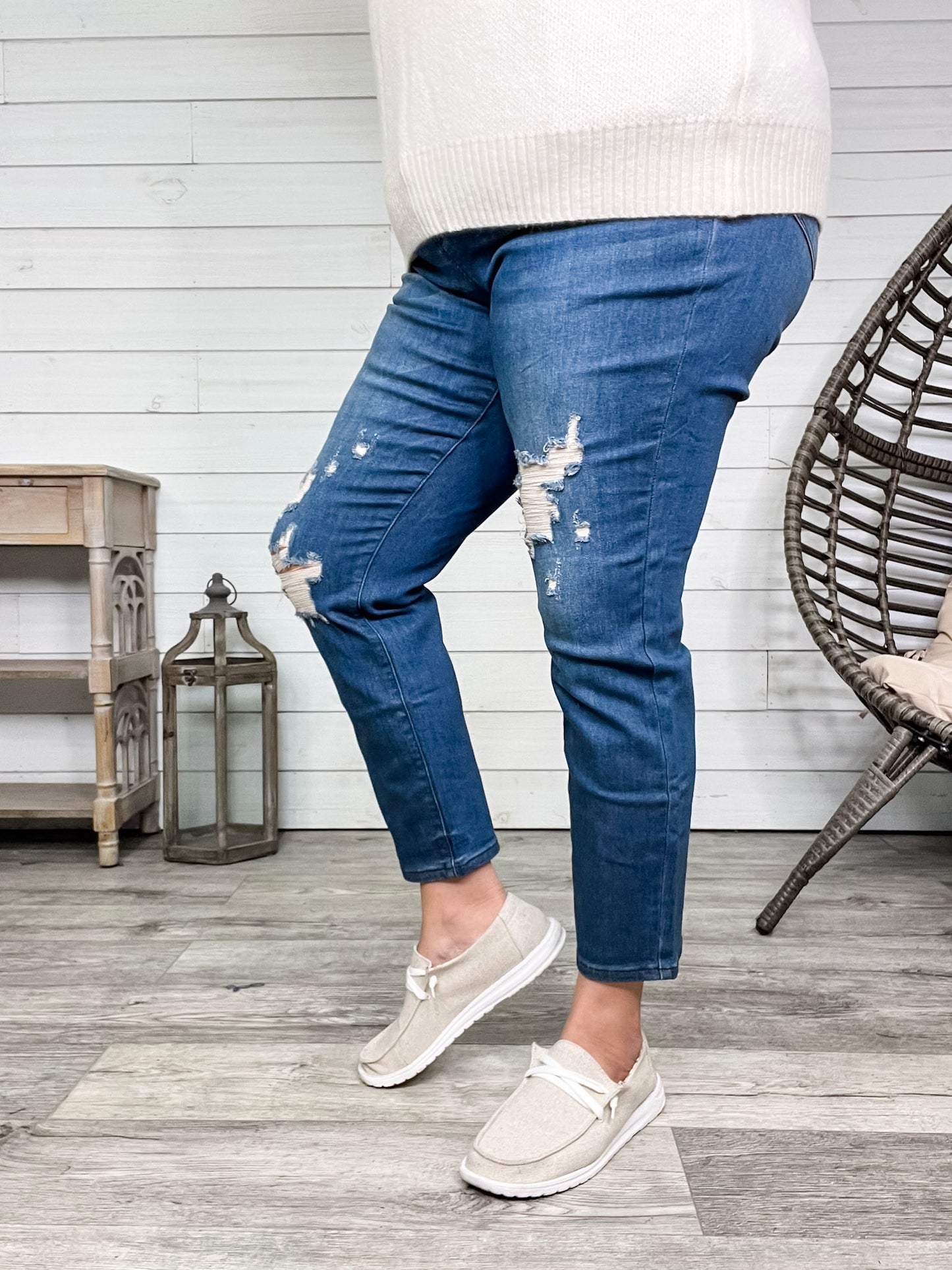 Judy Blue "She's A Wild One" Buttonfly Boyfriend Jean