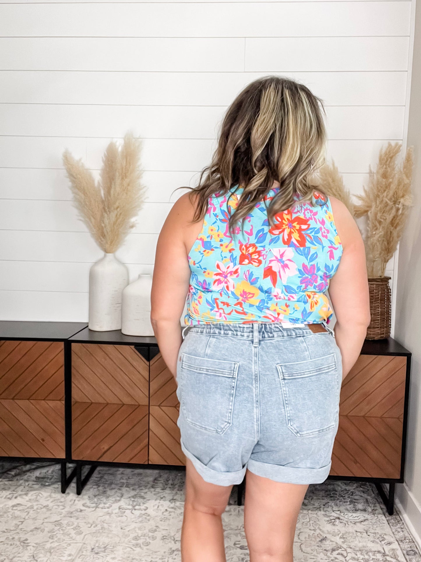 Judy Blue "Yes Please" Cuffed Jogger Shorts