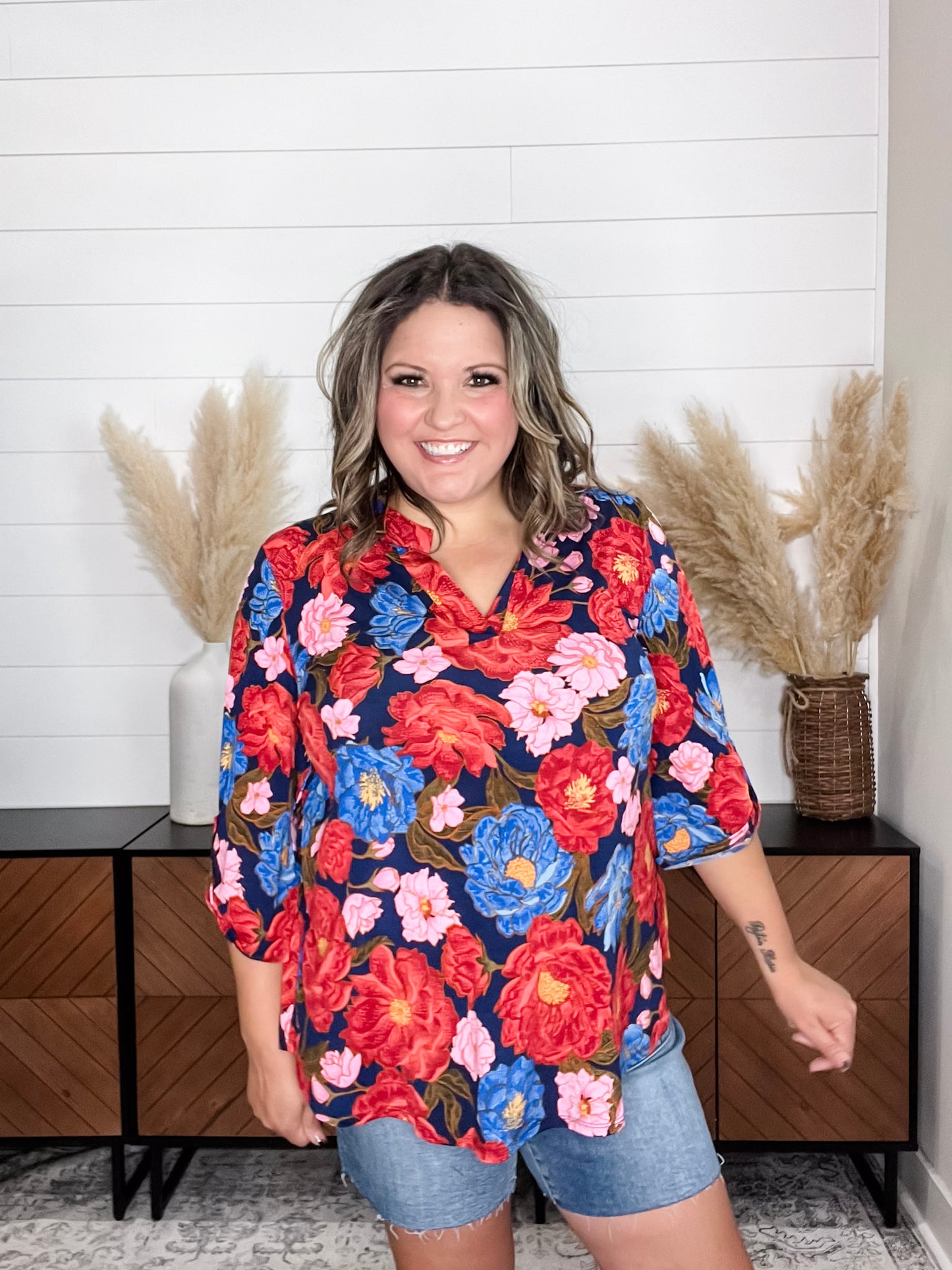 "Copeland" Floral Lizzy 3/4 Sleeve Split Neck