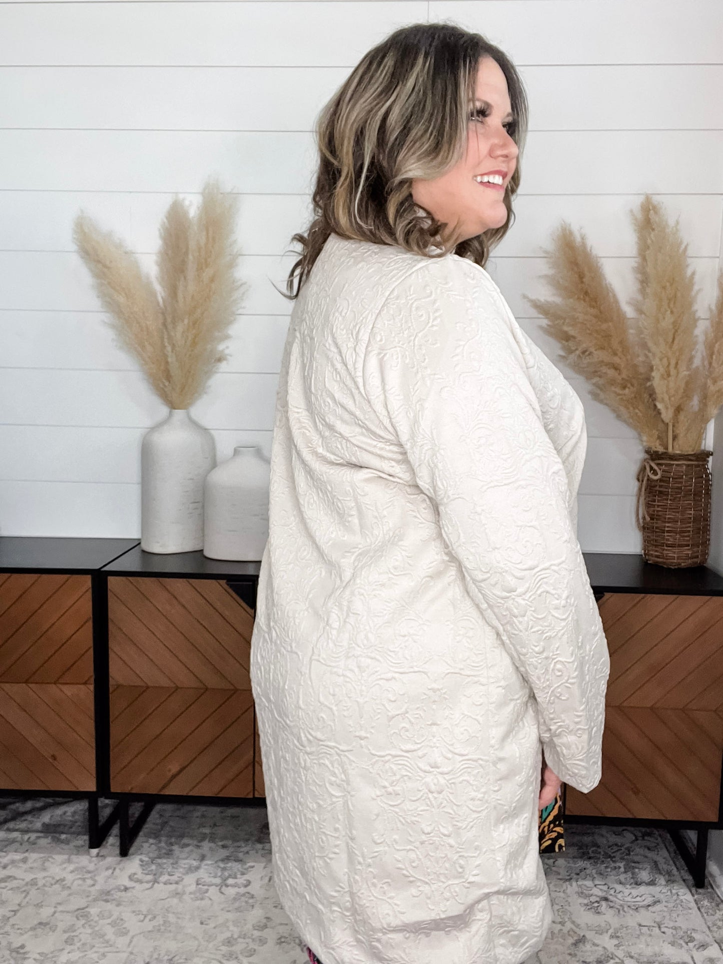 "Amara" Jacquard Midi Coat with Pockets (Oatmeal)