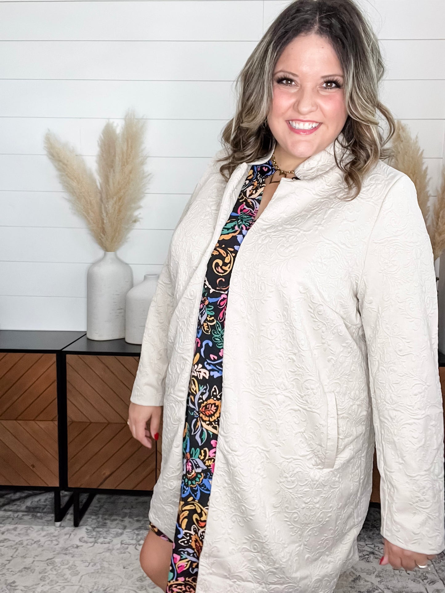 "Amara" Jacquard Midi Coat with Pockets (Oatmeal)
