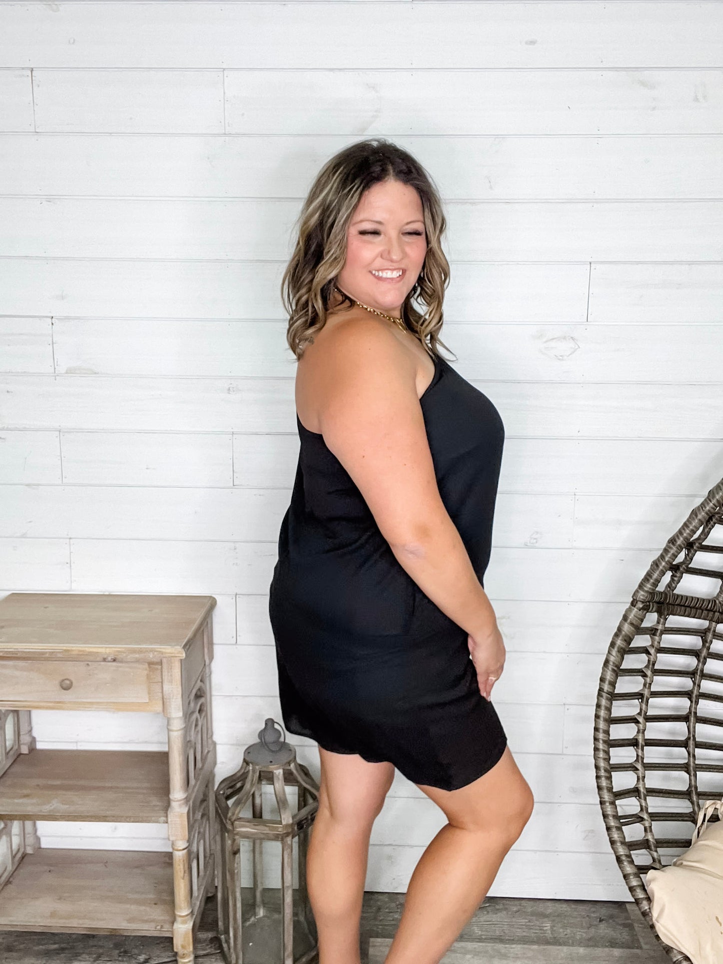"Runway" One Shoulder Dress with Pockets (Black)
