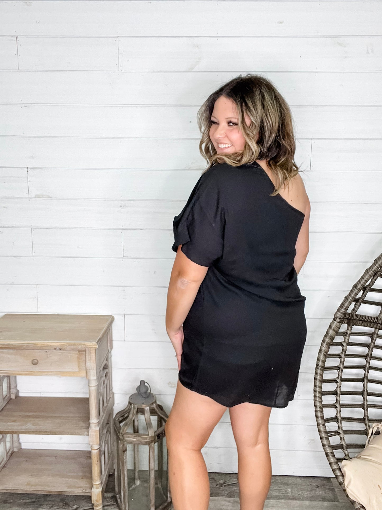 "Runway" One Shoulder Dress with Pockets (Black)