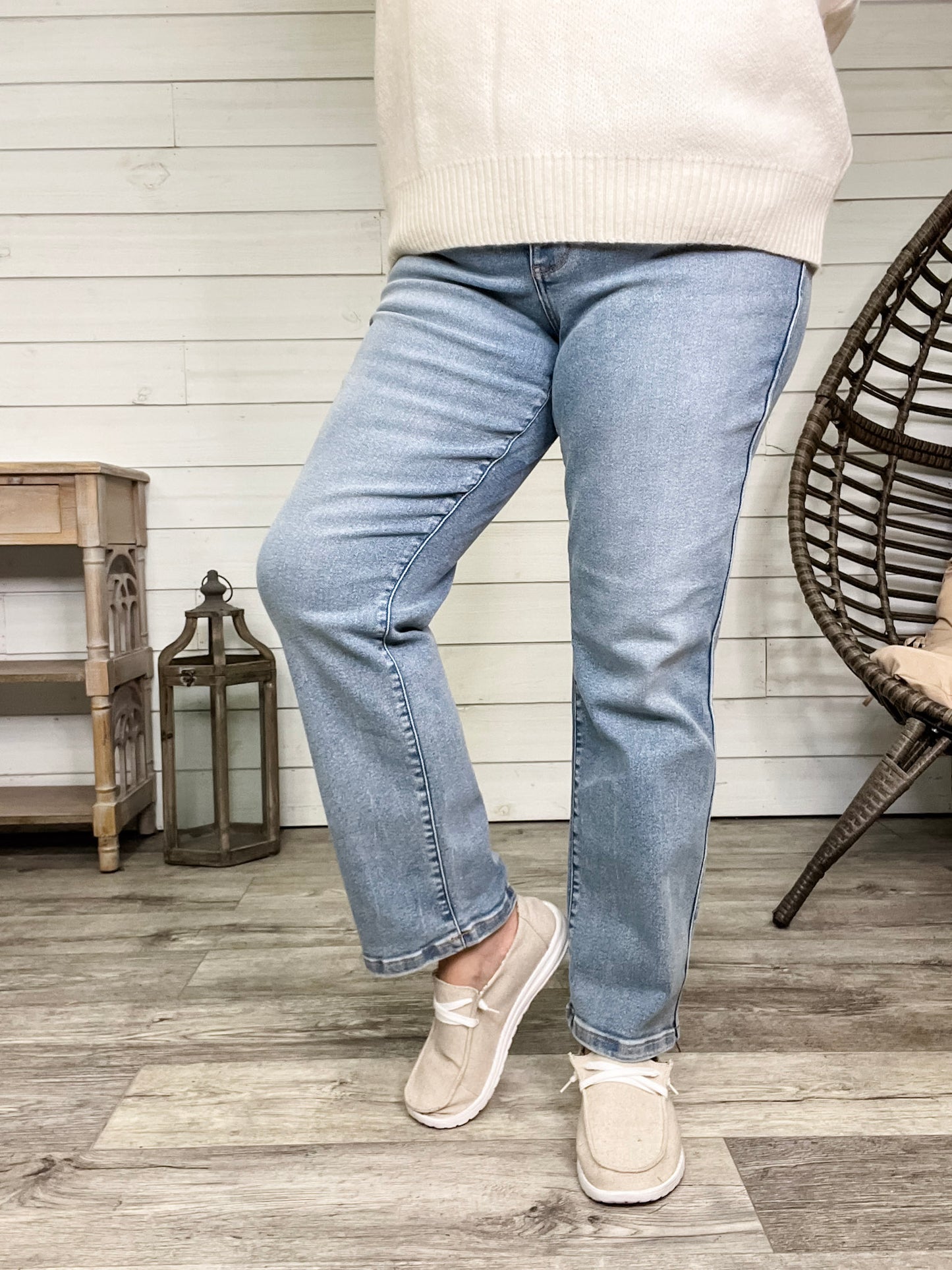 Judy Blue "Sterling" Straight Leg Jeans
