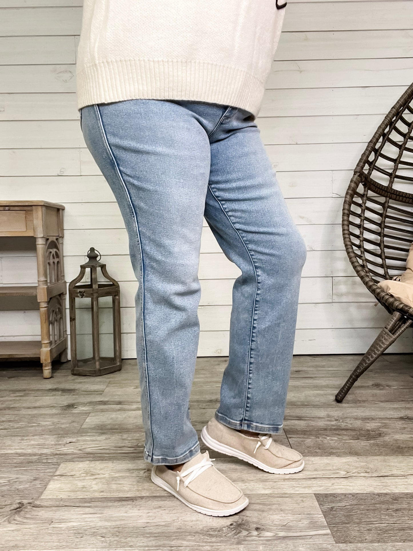Judy Blue "Sterling" Straight Leg Jeans