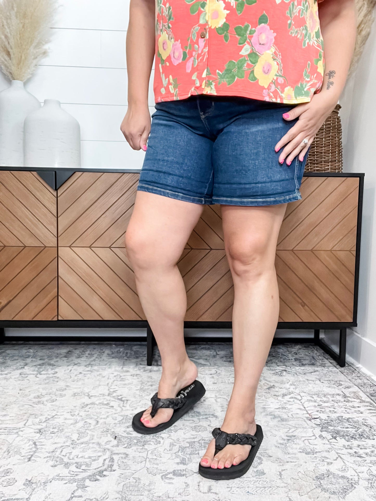 Judy Blue "Cold In Here" Cooling Tummy Control Shorts