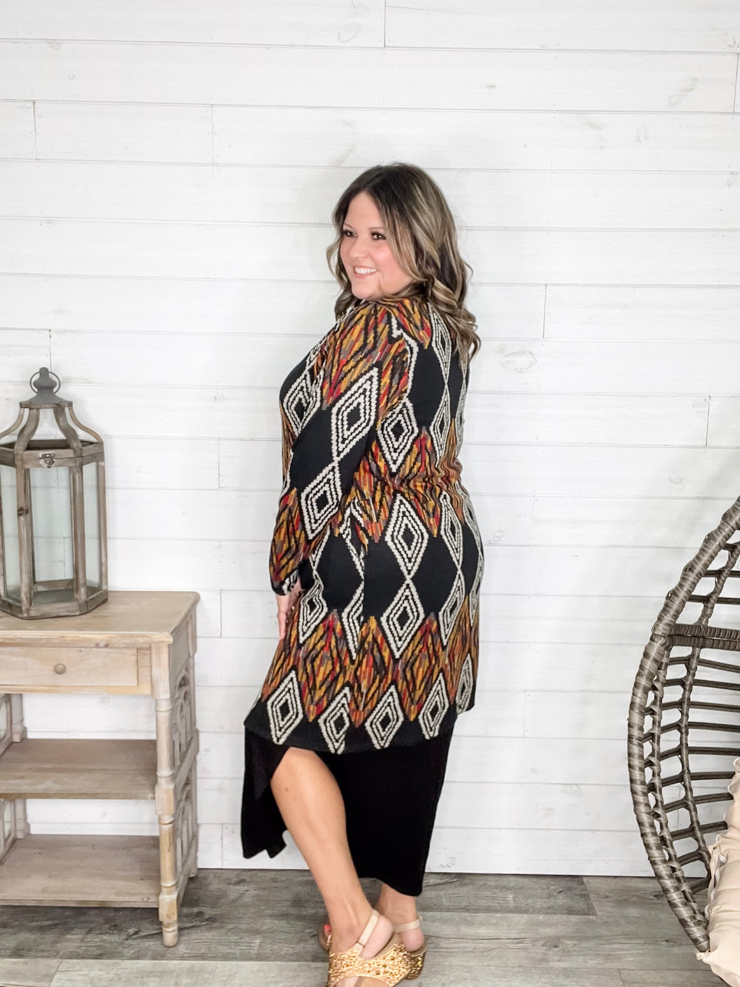 "Dutton" Aztec Print Cardigan with Pockets (Black)