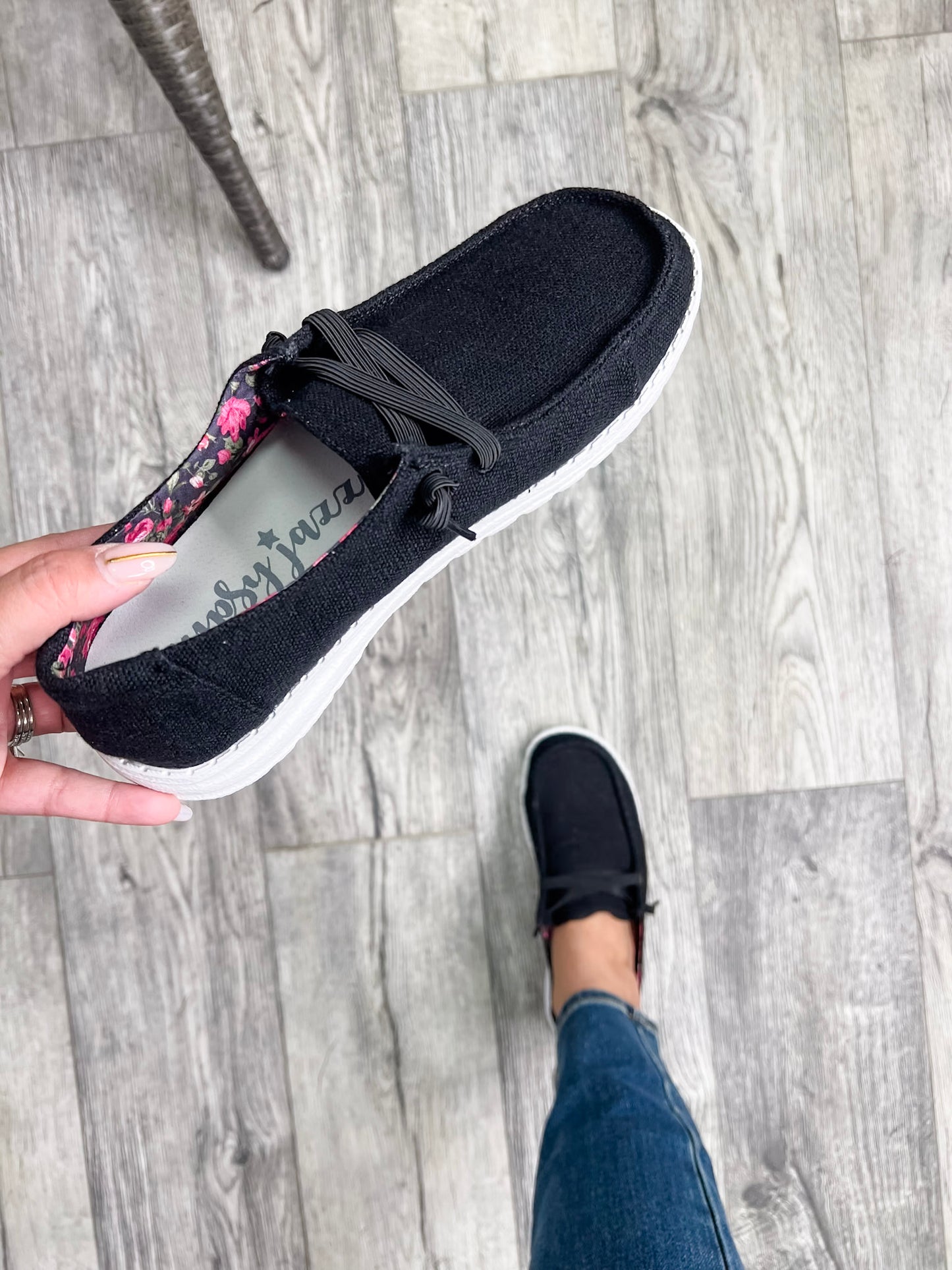 Holly By Very G Soft As Clouds Slip On (Black with Black Laces)