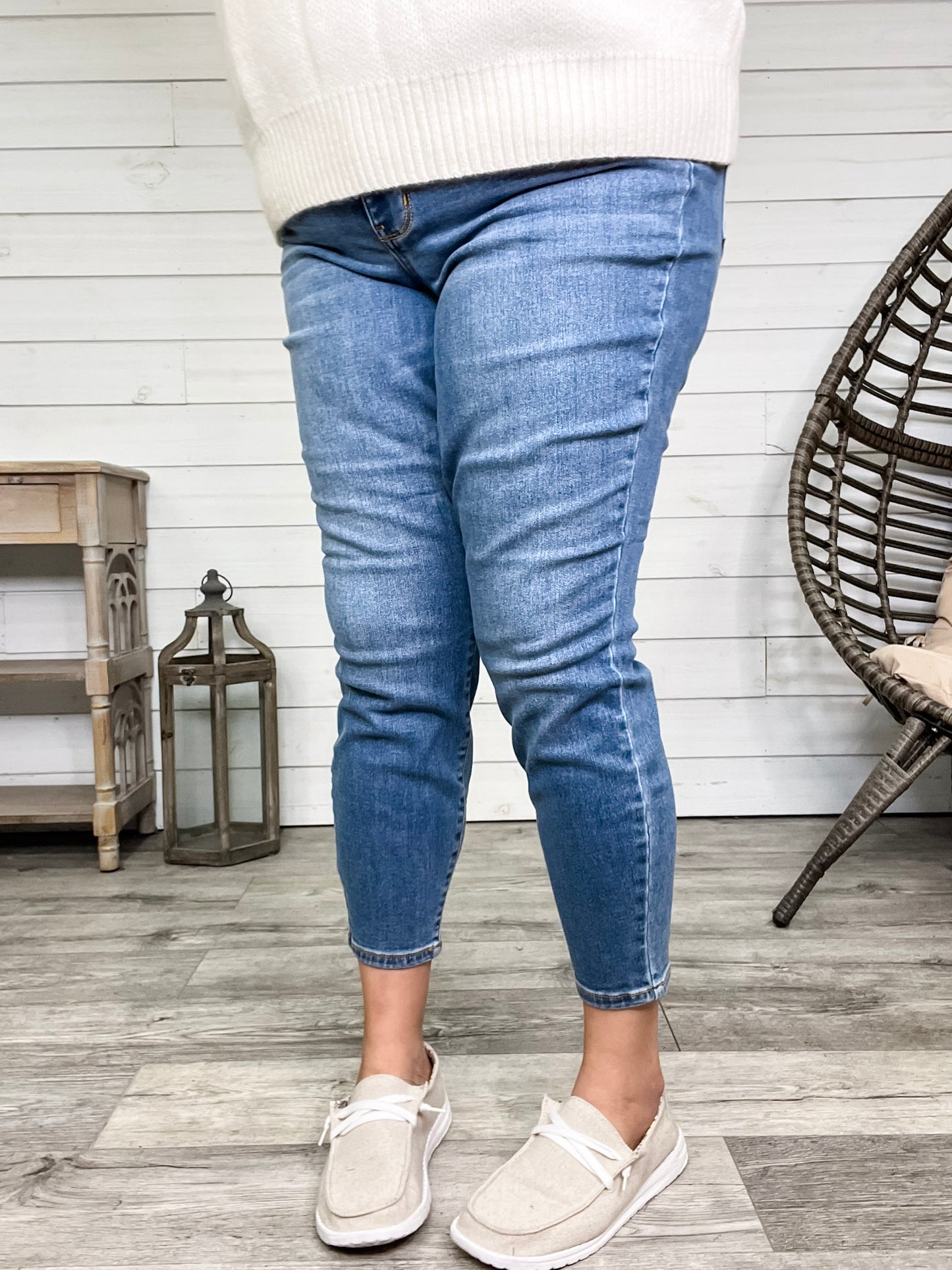 Judy Blue “South for Winter” Thermal Skinny