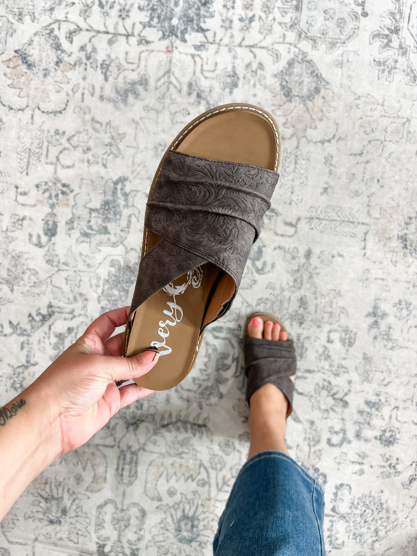 "Jolene" By Very G Slip On Flat Sandal (Tooled Charcoal)