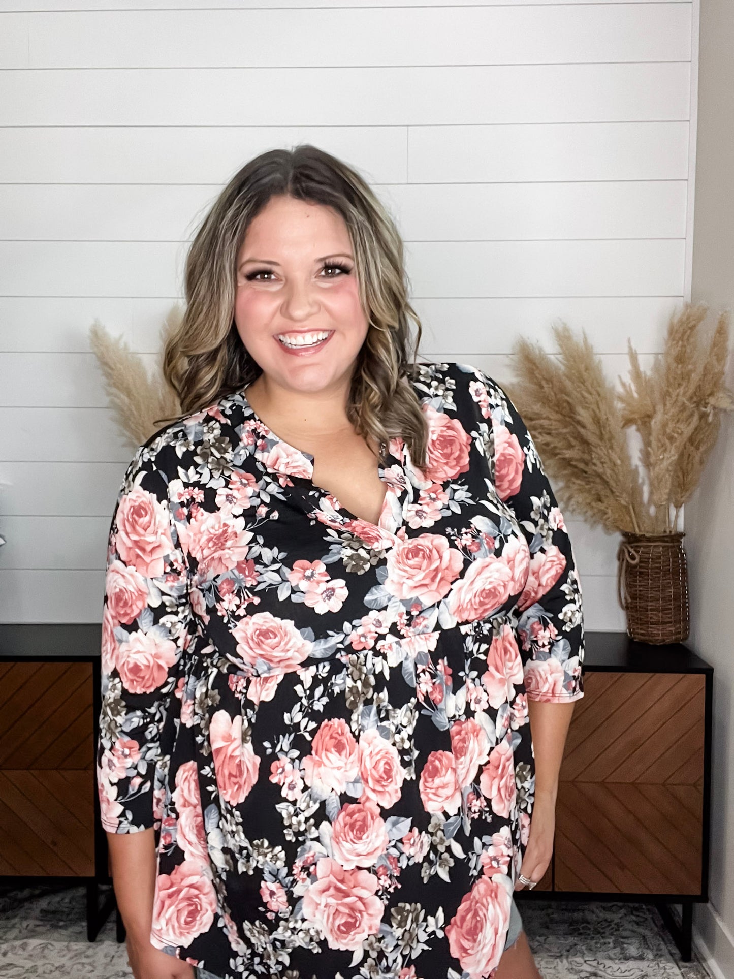 "Precise" Floral Split Neck 3/4 Sleeve Babydoll