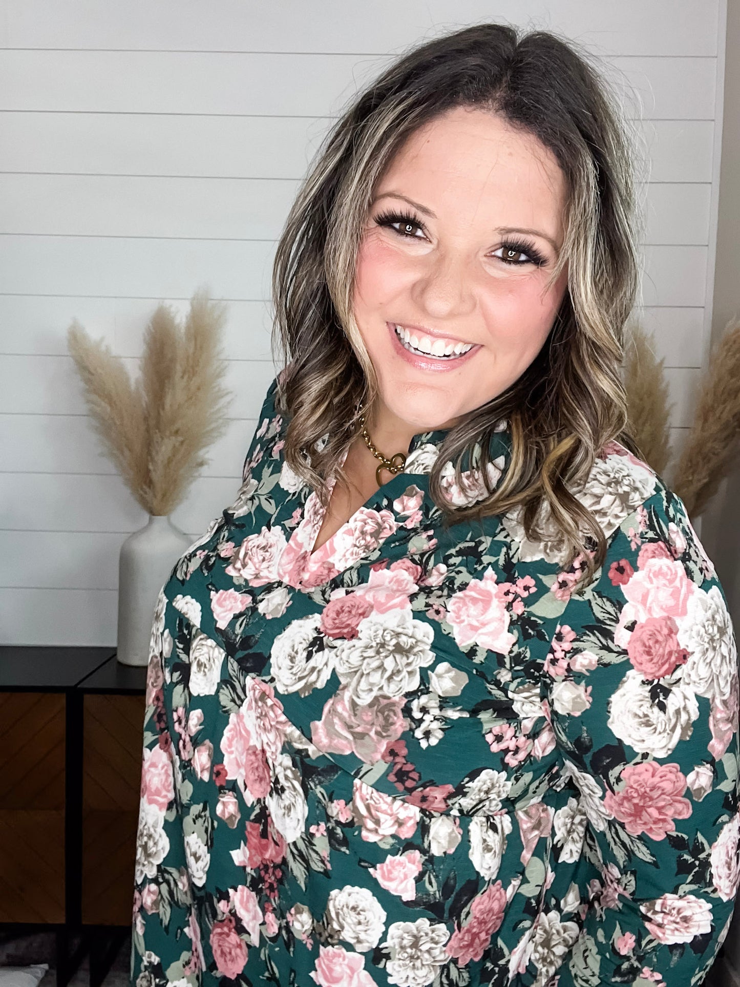 "Libra" Floral Split Neck 3/4 Sleeve Babydoll