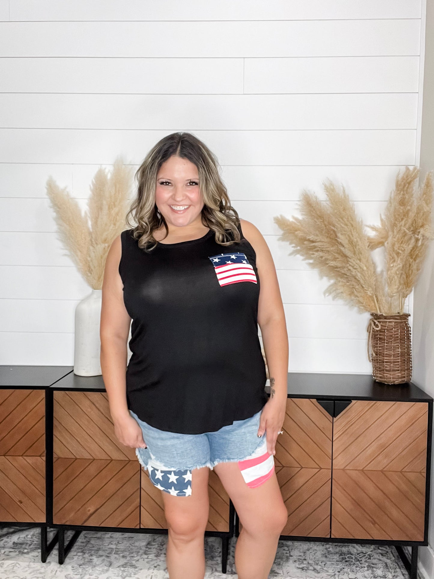 "Ole Glory" Flag Pocket Detail Tank (Black)