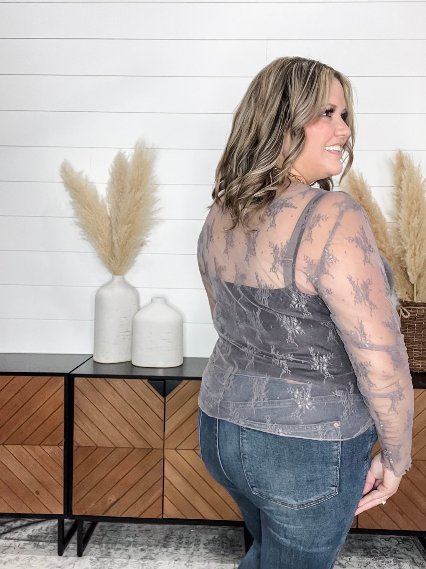 "Quarter" Long Sleeve Lace Top (Grey)