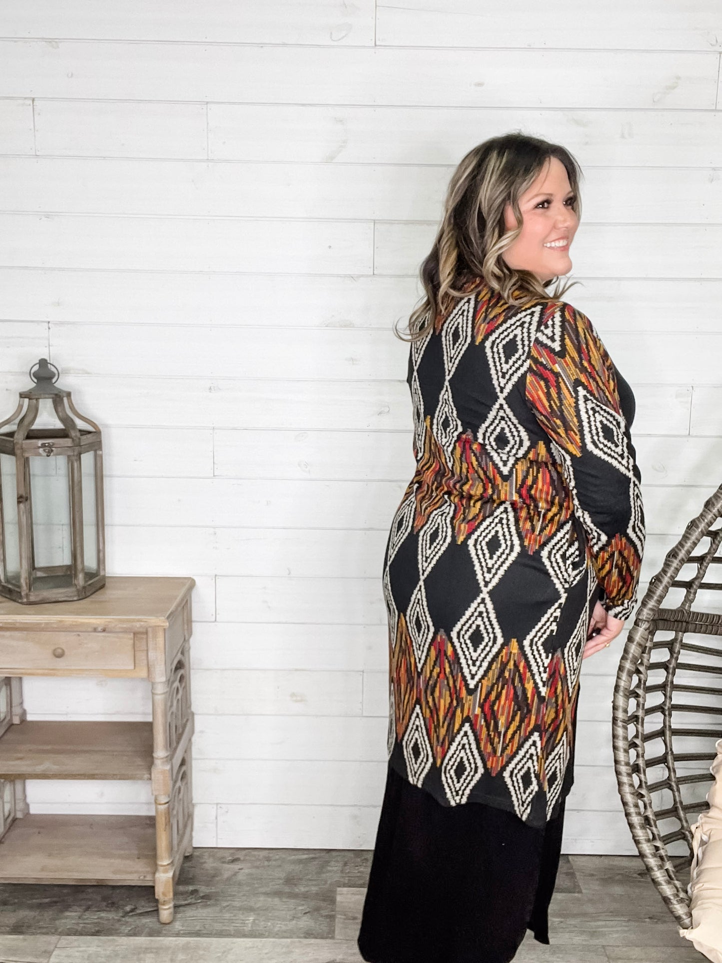 "Dutton" Aztec Print Cardigan with Pockets (Black)
