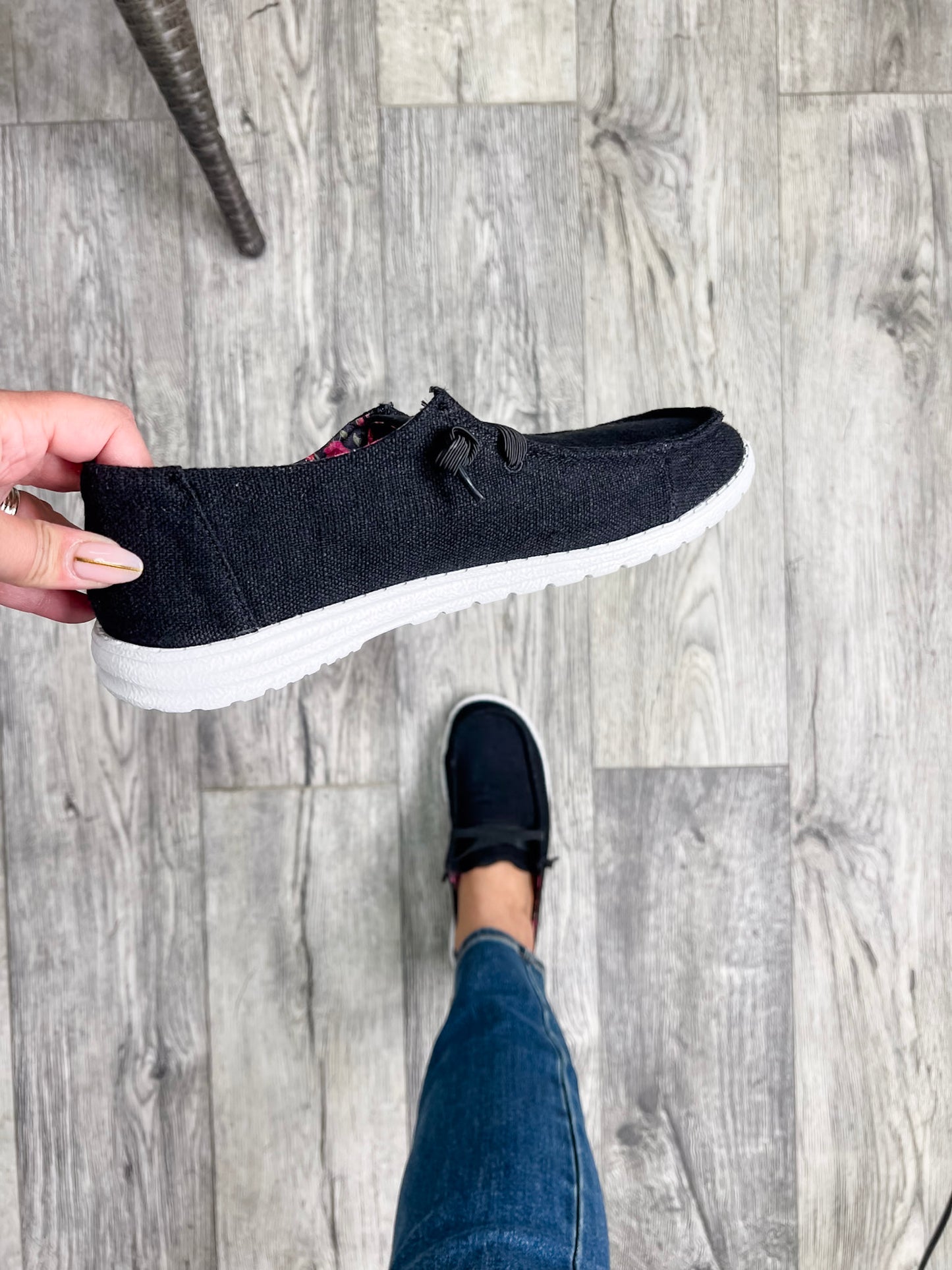 Holly By Very G Soft As Clouds Slip On (Black with Black Laces)