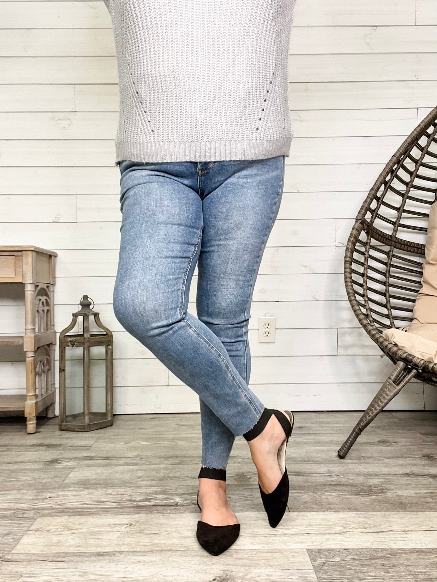 Judy Blue "Juicy Georgia" Tummy Control Skinny Jeans