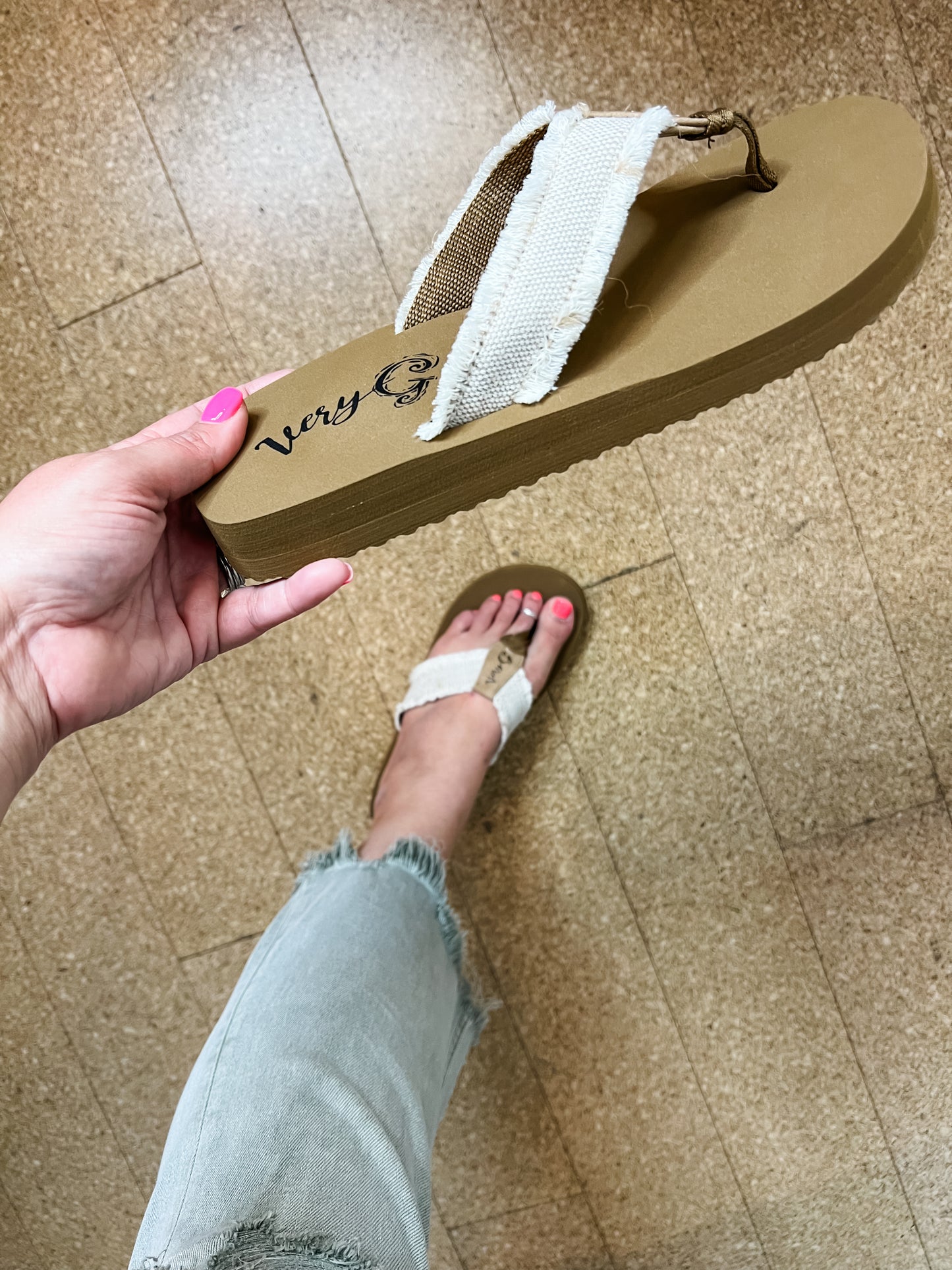 Gypsy Jazz Flip Flops (Natural)