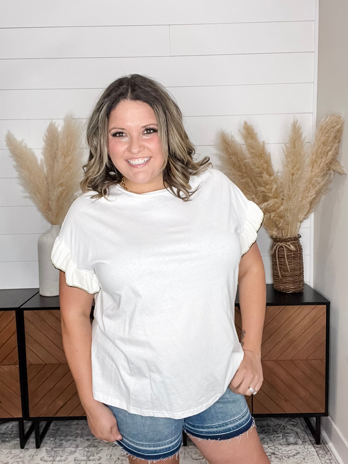"Wonderment" Ruffle Sleeve Tee (Off White)