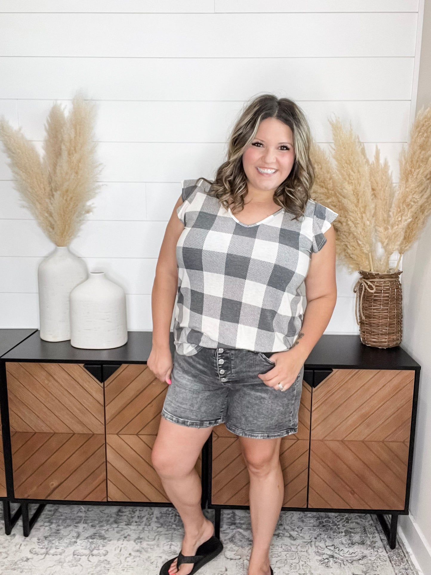 Judy Blue “Did You See That” Grey Buttonfly shorts