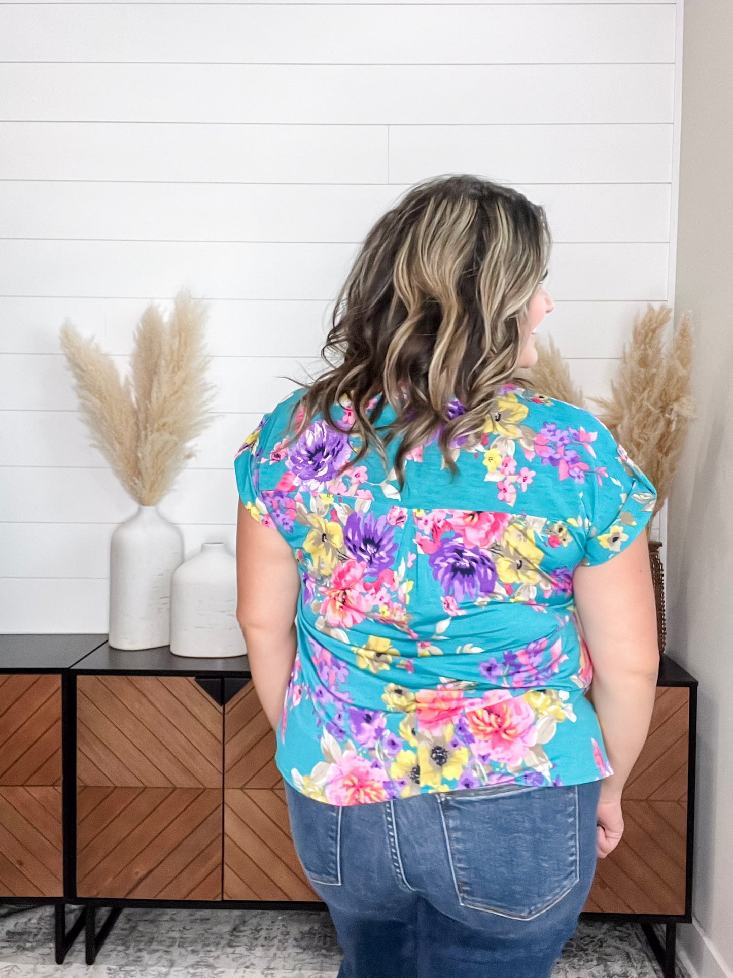 "Dexter" Floral Split Neck Cuffed Short Sleeve