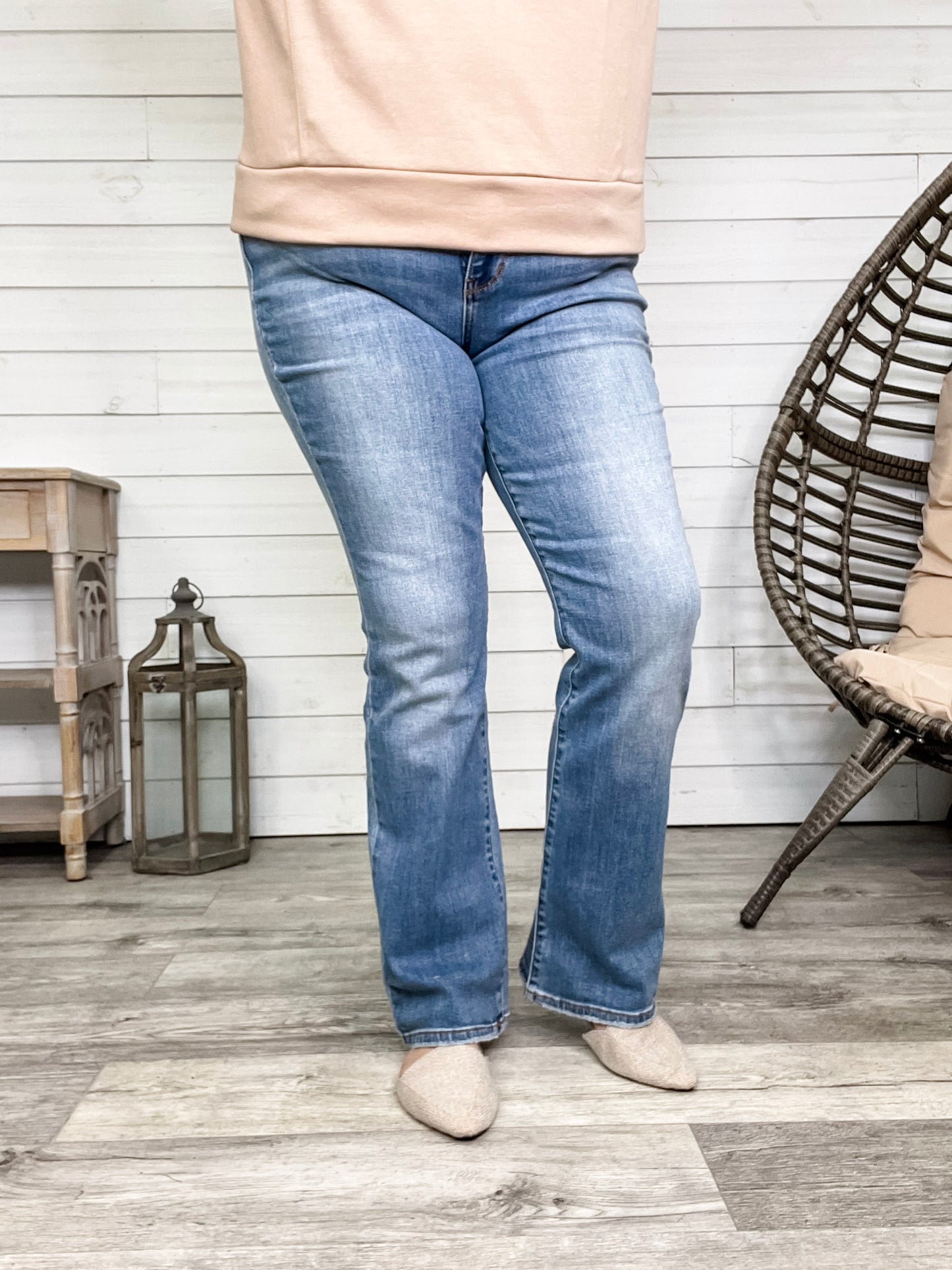 Judy Blue "All Smiles" Bootcut Jeans