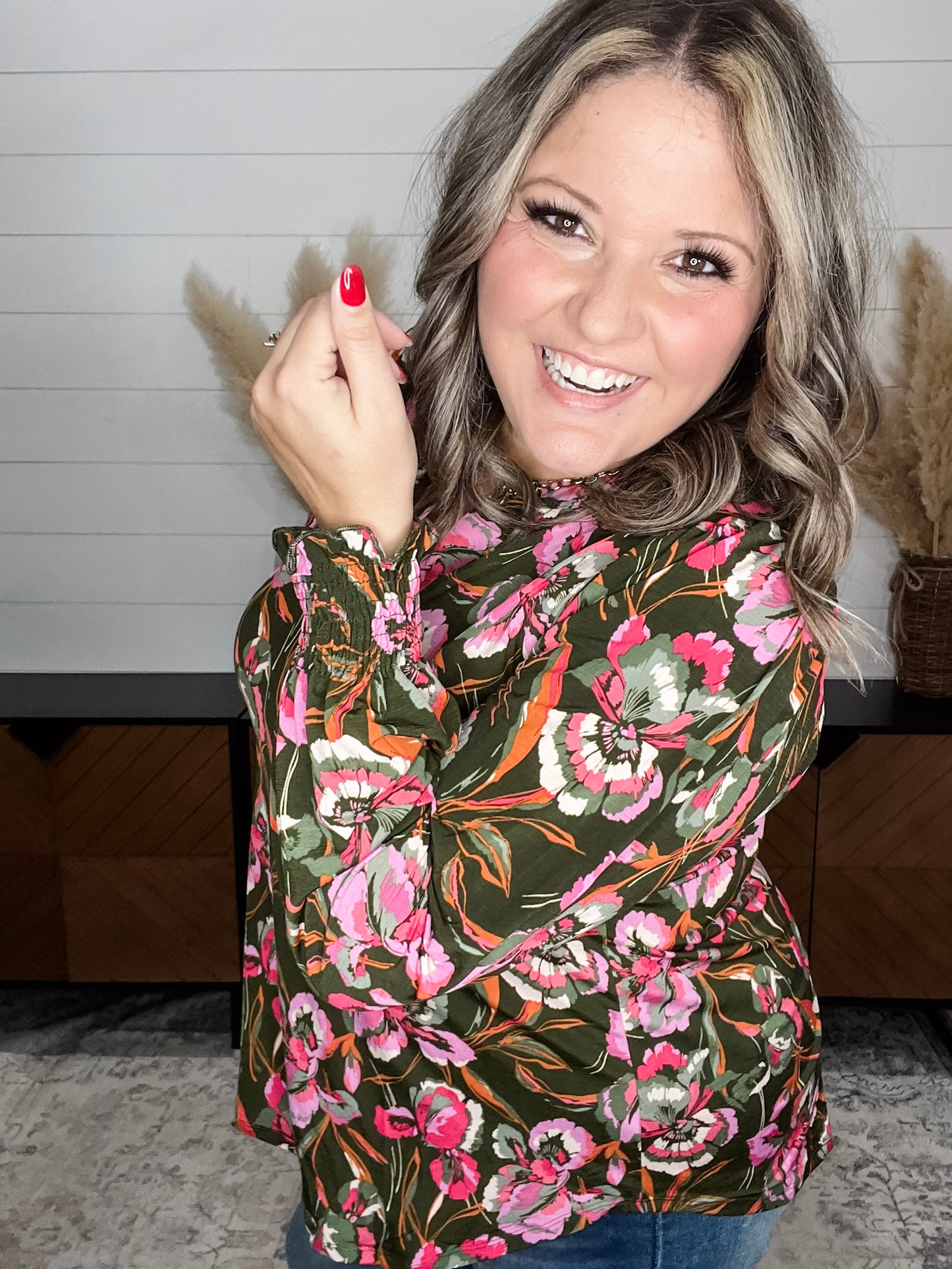 "Zinc" Smocked Wrist Long Sleeve Split Neck
