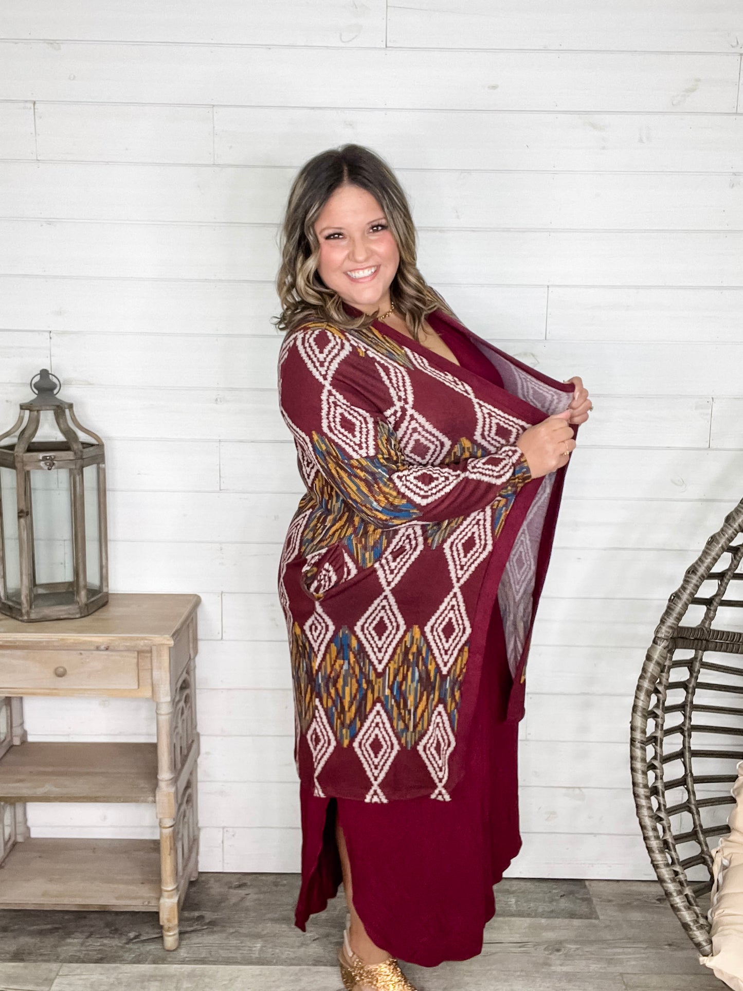"Dutton" Aztec Print Cardigan with Pockets (Burgundy)