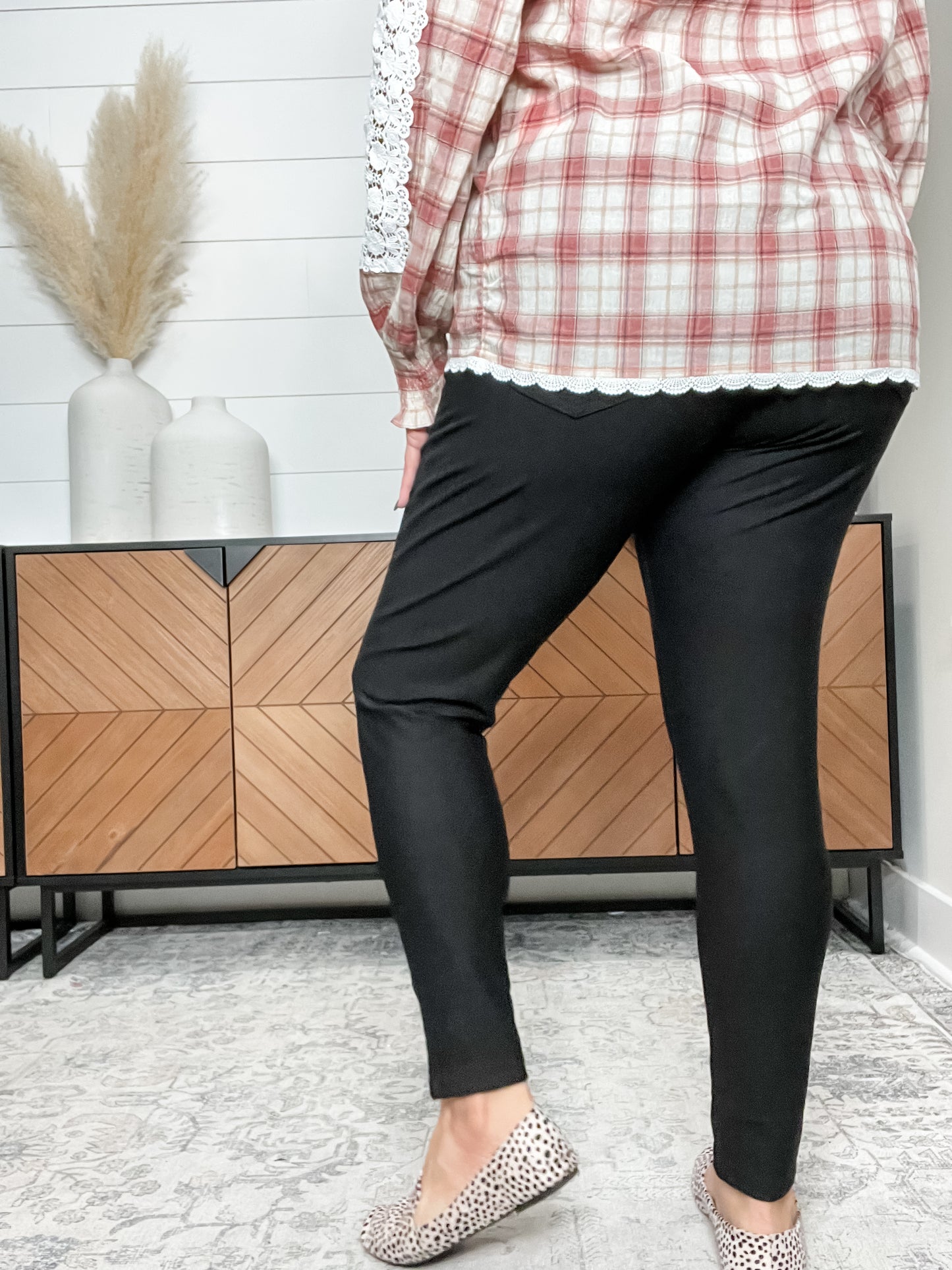 Maze X Kay Unger Ponte Pants (Black)