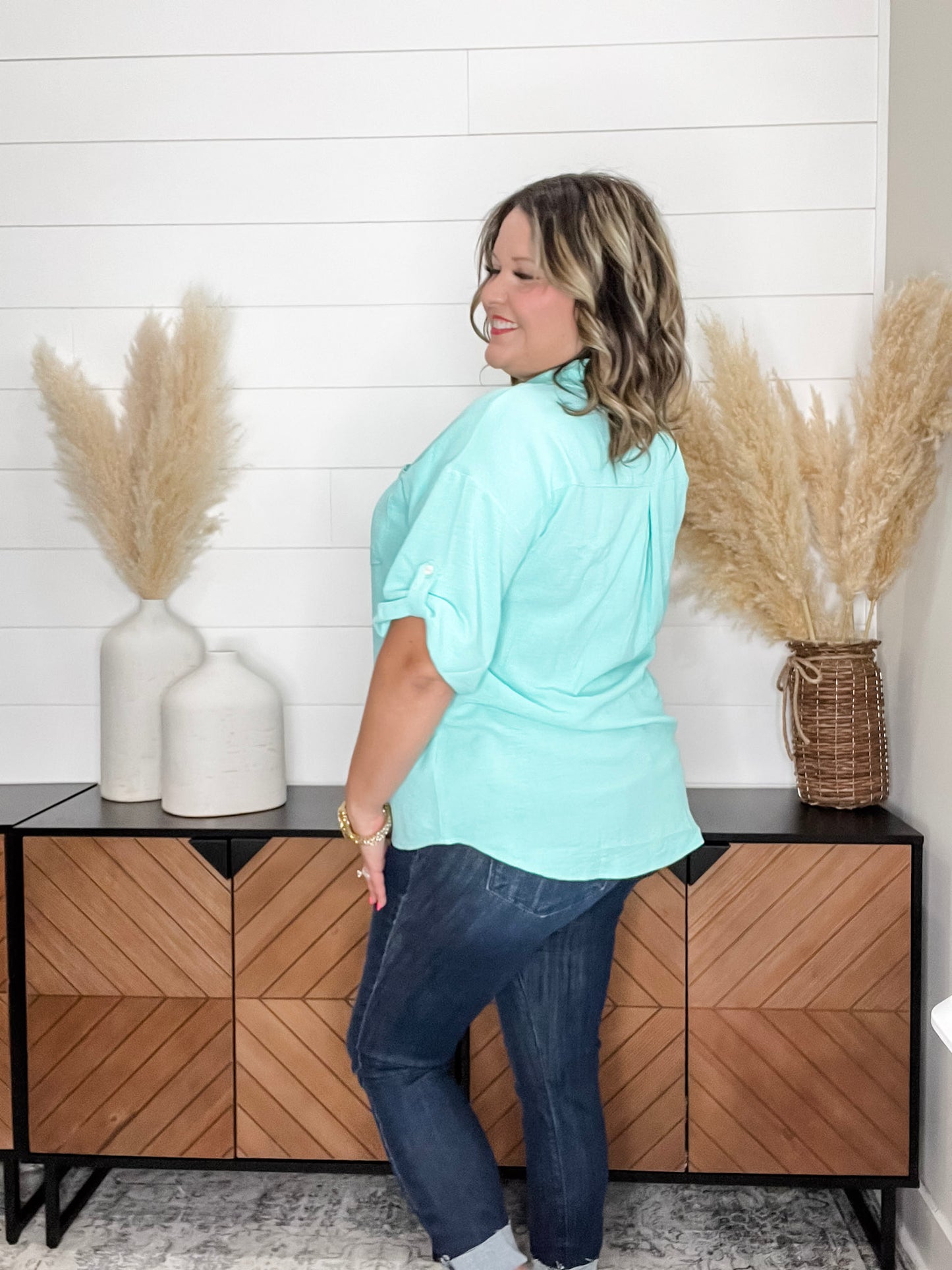 "Clarksburg" Button Up Collared Cuffed Short Sleeve (Aqua)