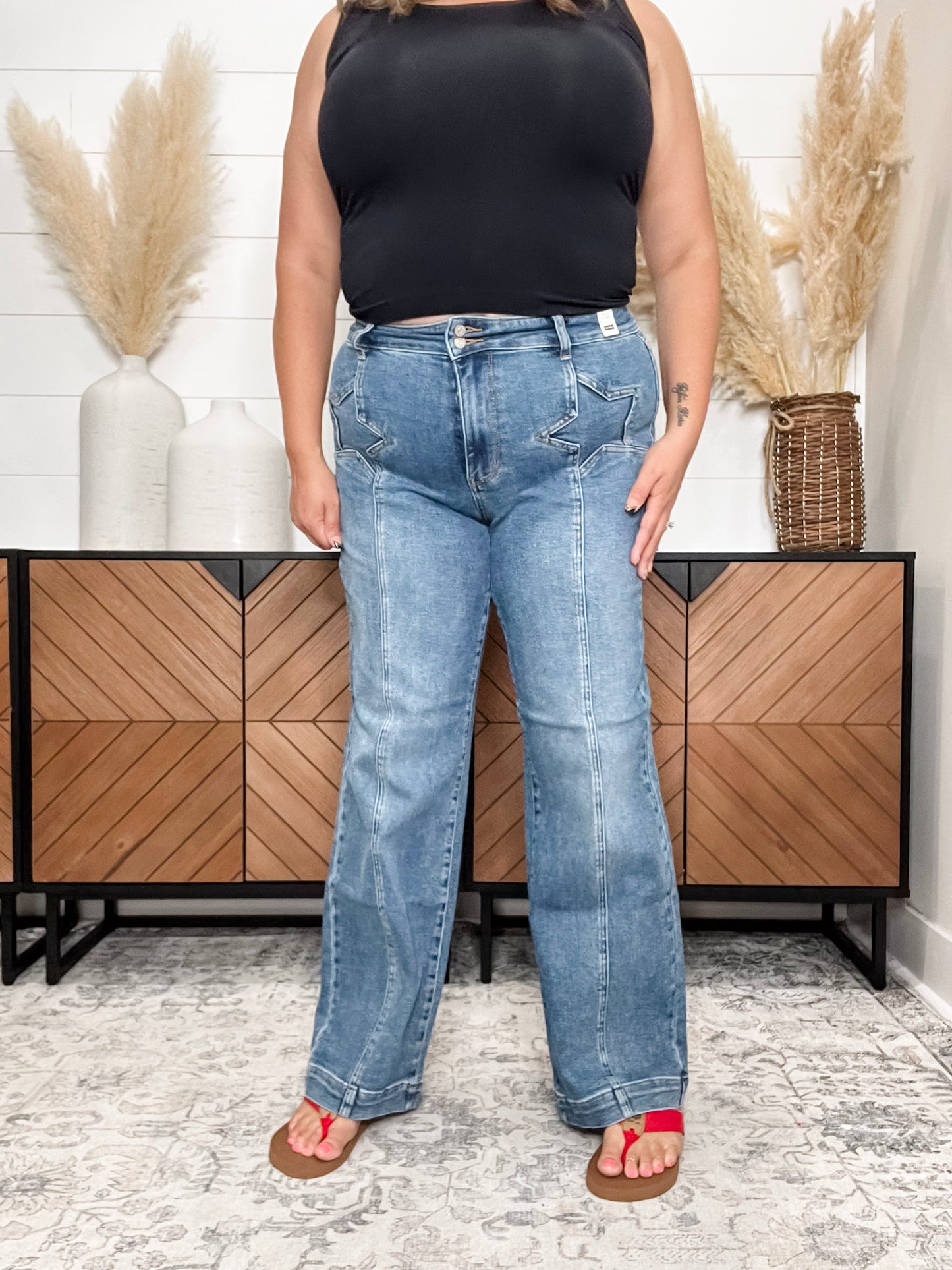 Judy Blue Star Detail Wide Leg Jeans