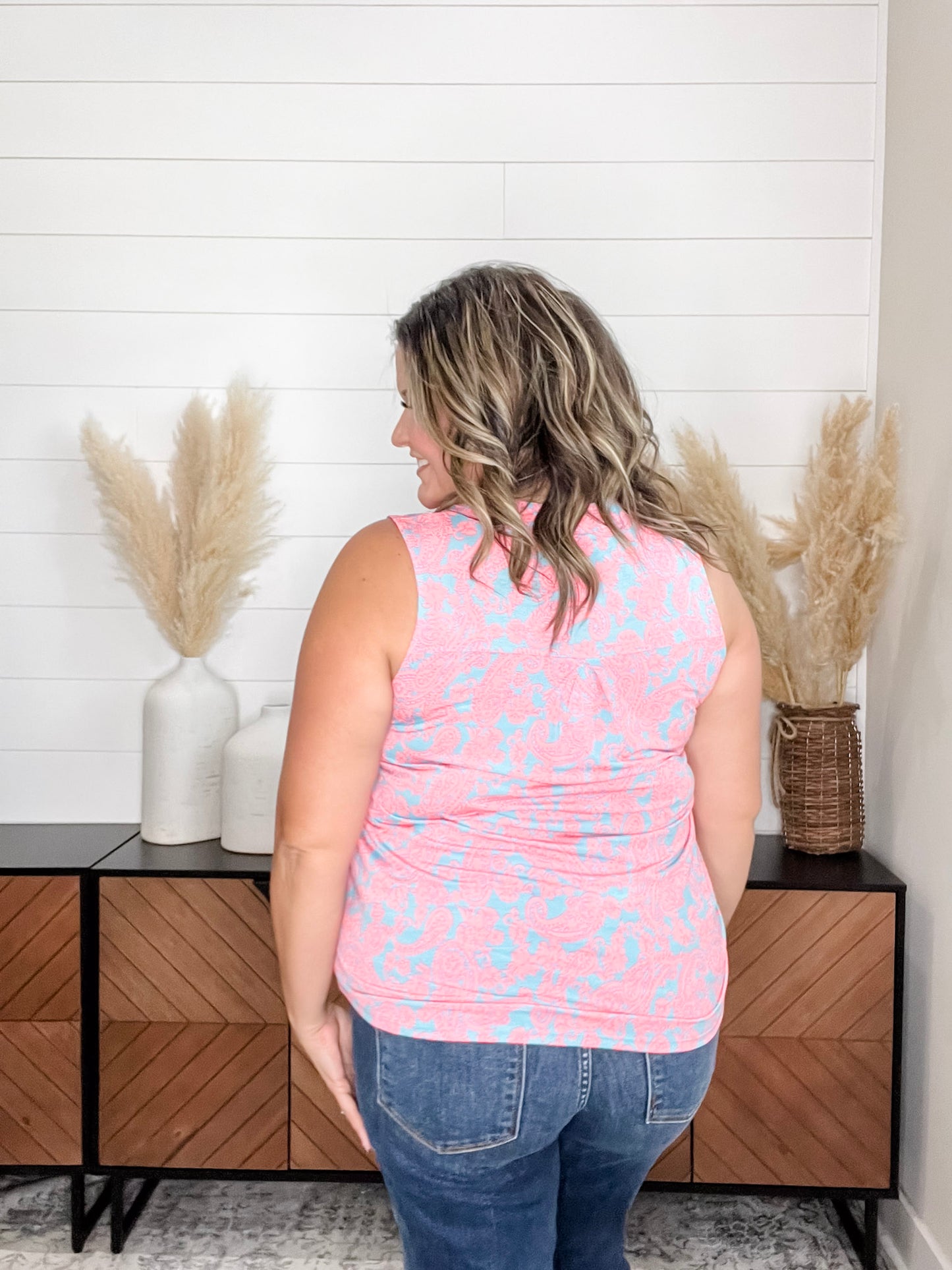 "Belair" Sleeveless Lizzy