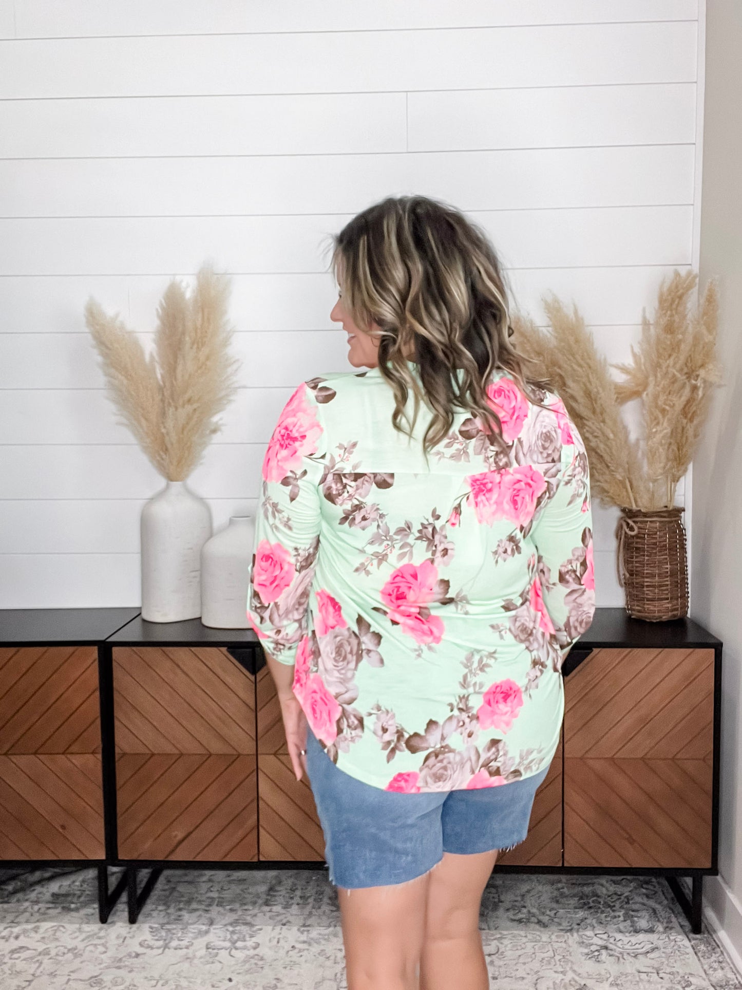 "Entrapment" Floral Lizzy 3/4 Sleeve Split Neck Tops