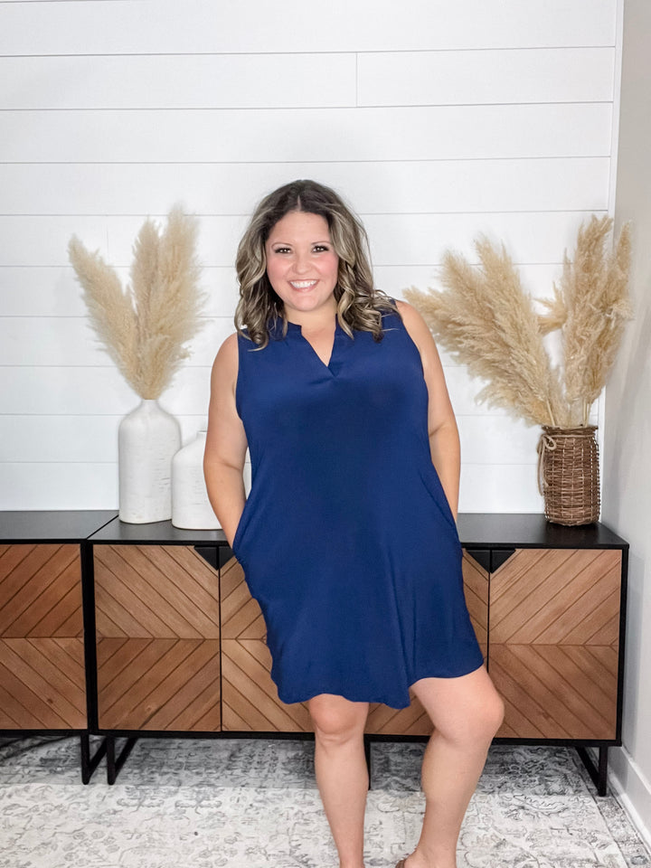 "Up My Alley" Sleeveless Split Neck Dress with Pockets (Navy)