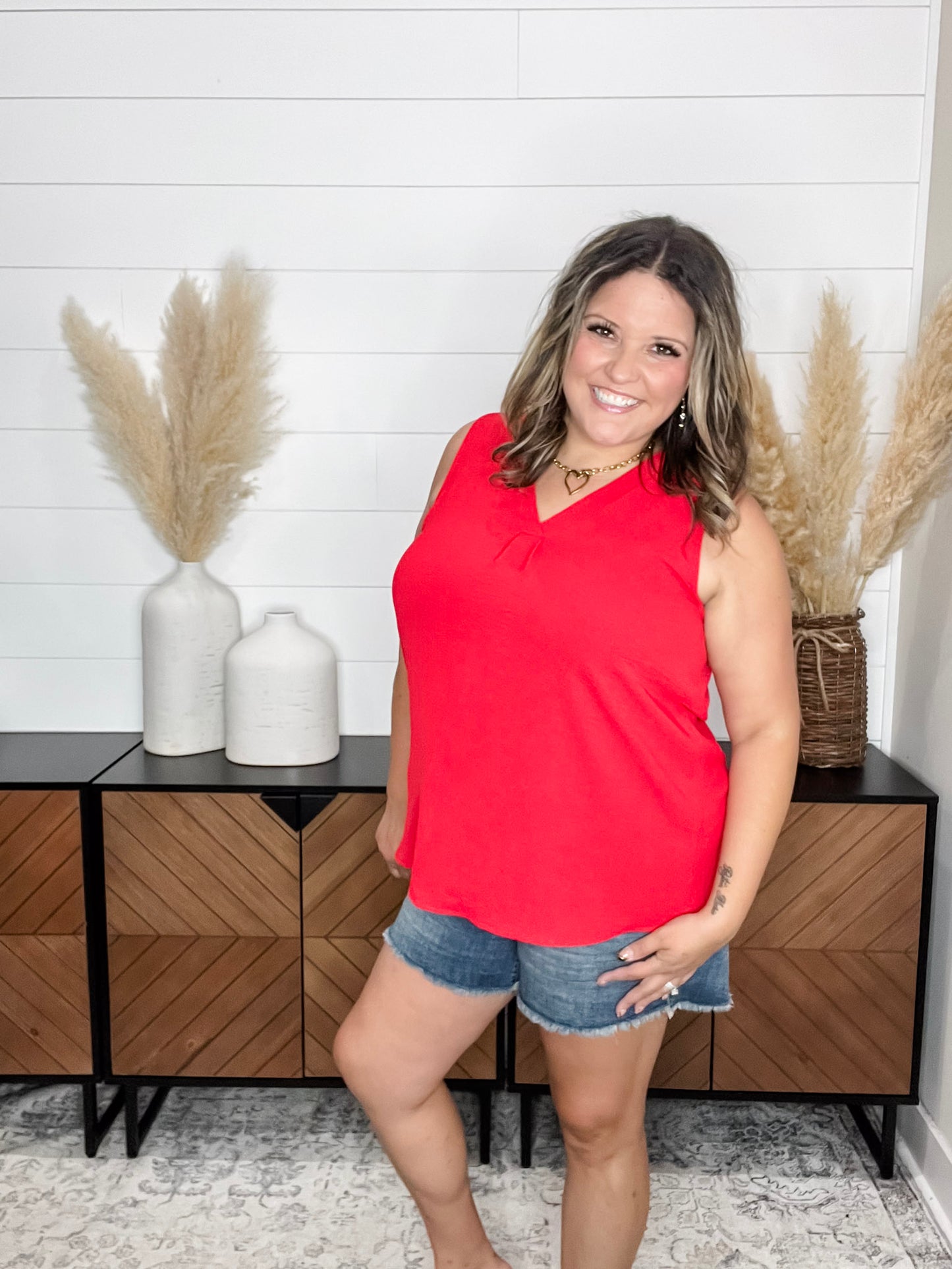 "Swanton" Deep V Tank with Front Pleat (Red)