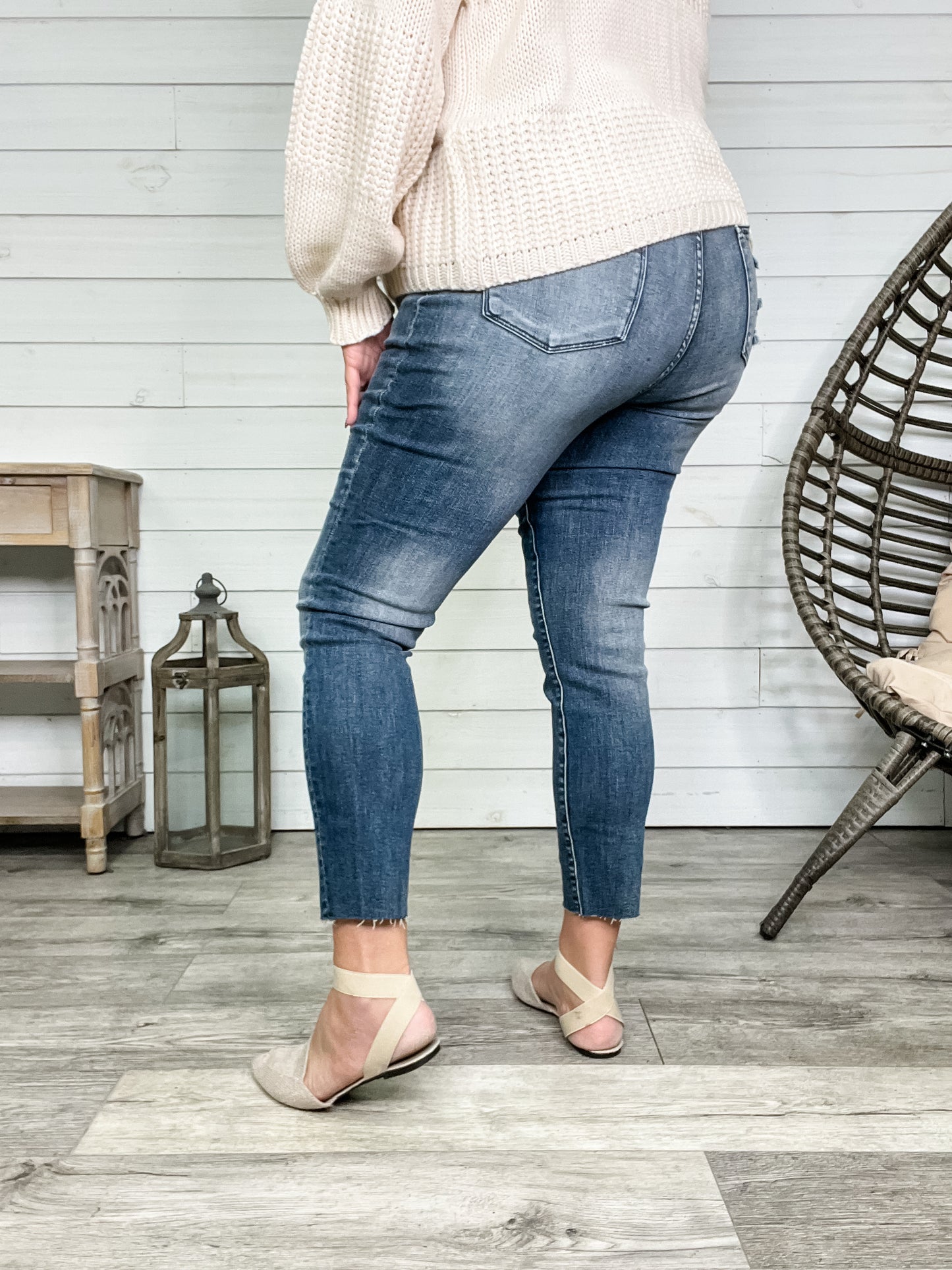 Judy Blue "Smitten on Mittens" Relaxed Fit Jeans