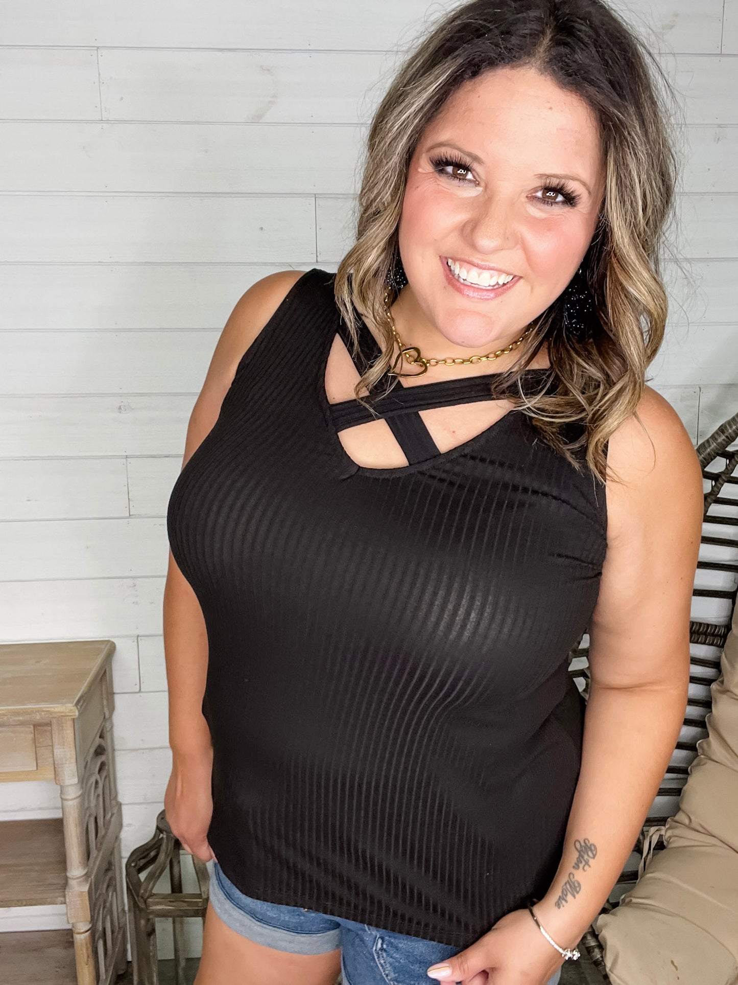 "Everett" Ribbed Tank Top With Criss Cross Front (Black)