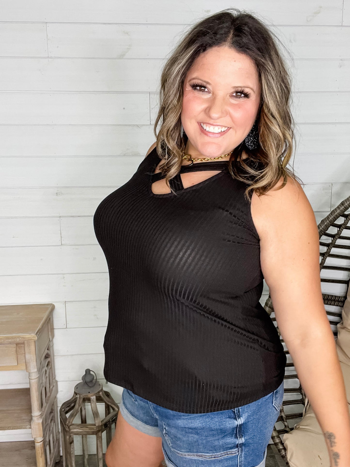 "Everett" Ribbed Tank Top With Criss Cross Front (Black)